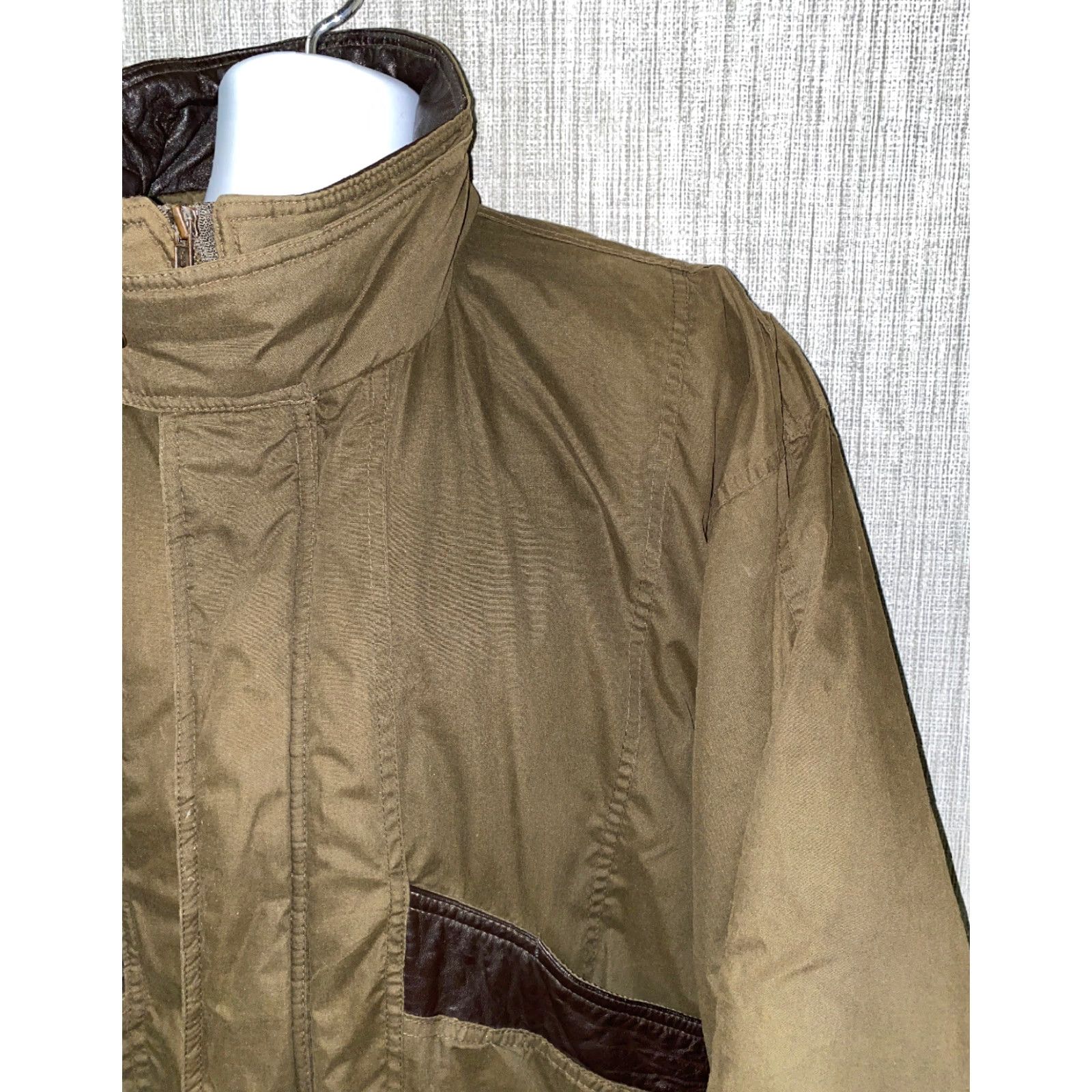 Levi's Vintage Levi’s Brown Full Zip Leather Accents Jacket Size XL Mens Size US XL / EU 56 / 4 - 2 Thumbnail