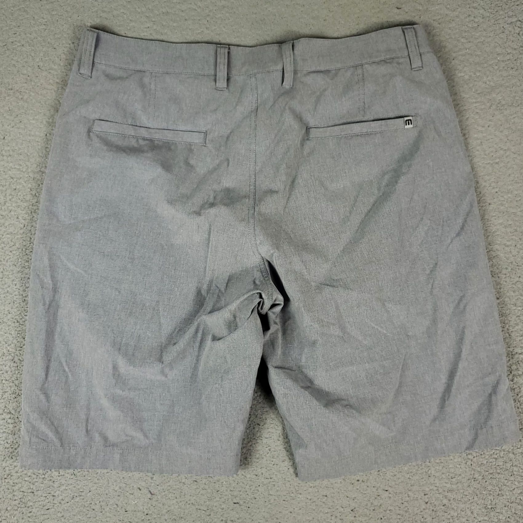 TravisMathew Travis Mathew Shorts Mens 34 Gray Golf Flat Front Slash Pocket Chino Regular Waist 34 Vintage No Size US 34 / EU 50 - 7 Thumbnail