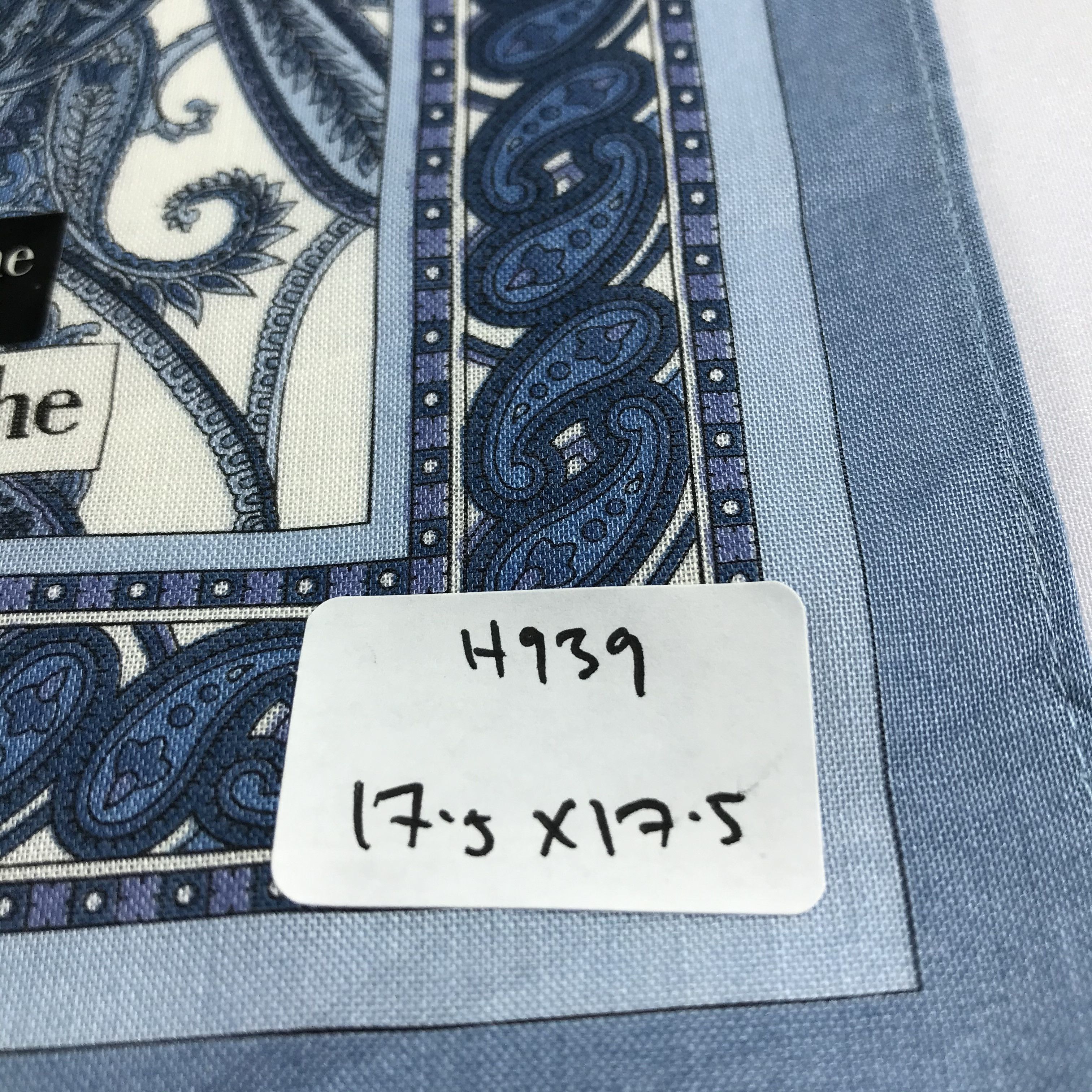 Guy Laroche Guy Laroche Paisley Handkerchief Neckerchief Bandana H939 Size ONE SIZE - 5 Thumbnail
