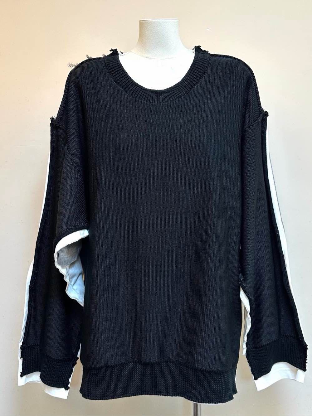 Balenciaga Balenciaga Layered Logo Sweatshirt Size M Size US M / EU 48-50 / 2 - 1 Thumbnail