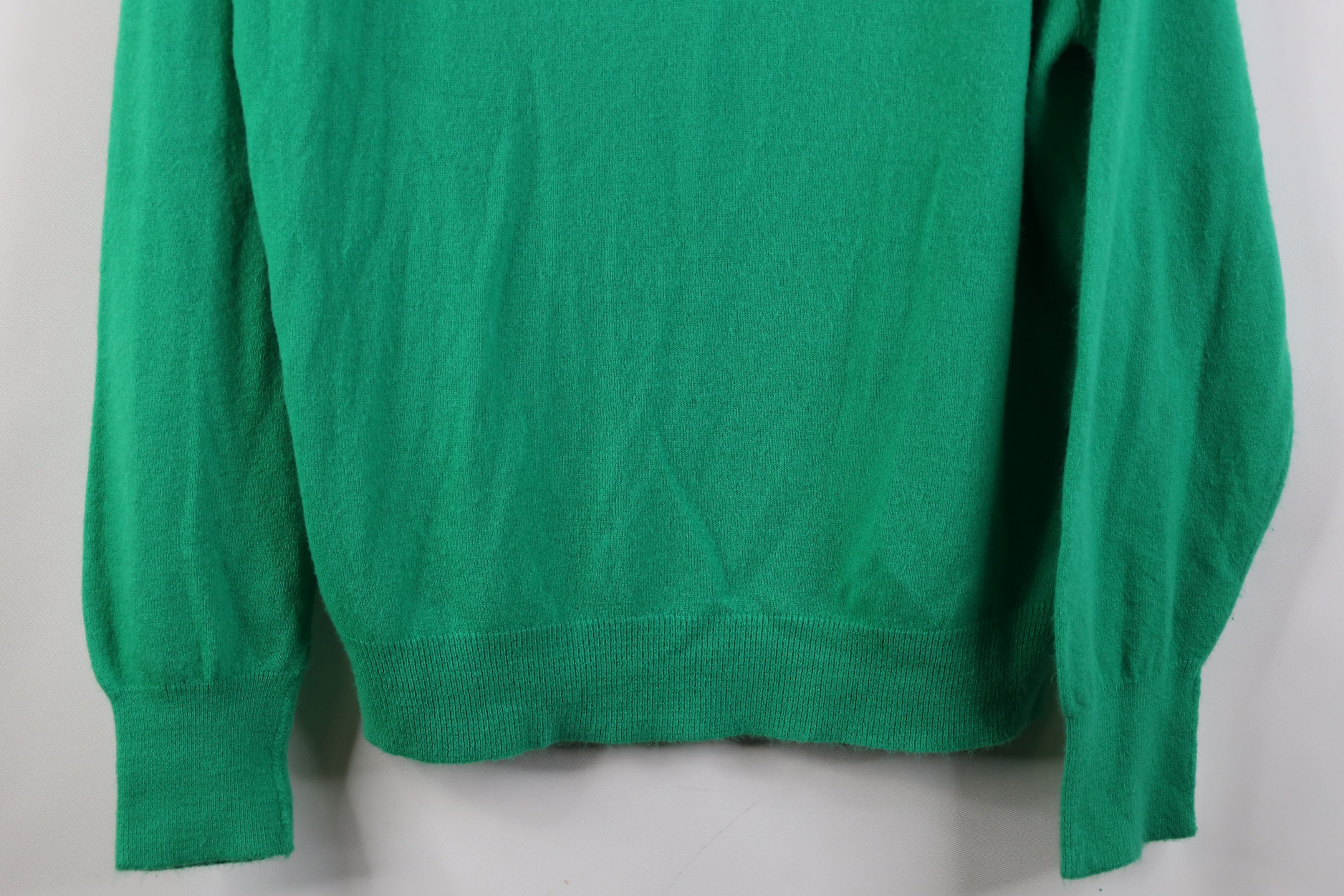 Vintage Vintage 70s Masters Golf Soft Knit V-Neck Sweater Green USA Size US M / EU 48-50 / 2 - 3 Thumbnail