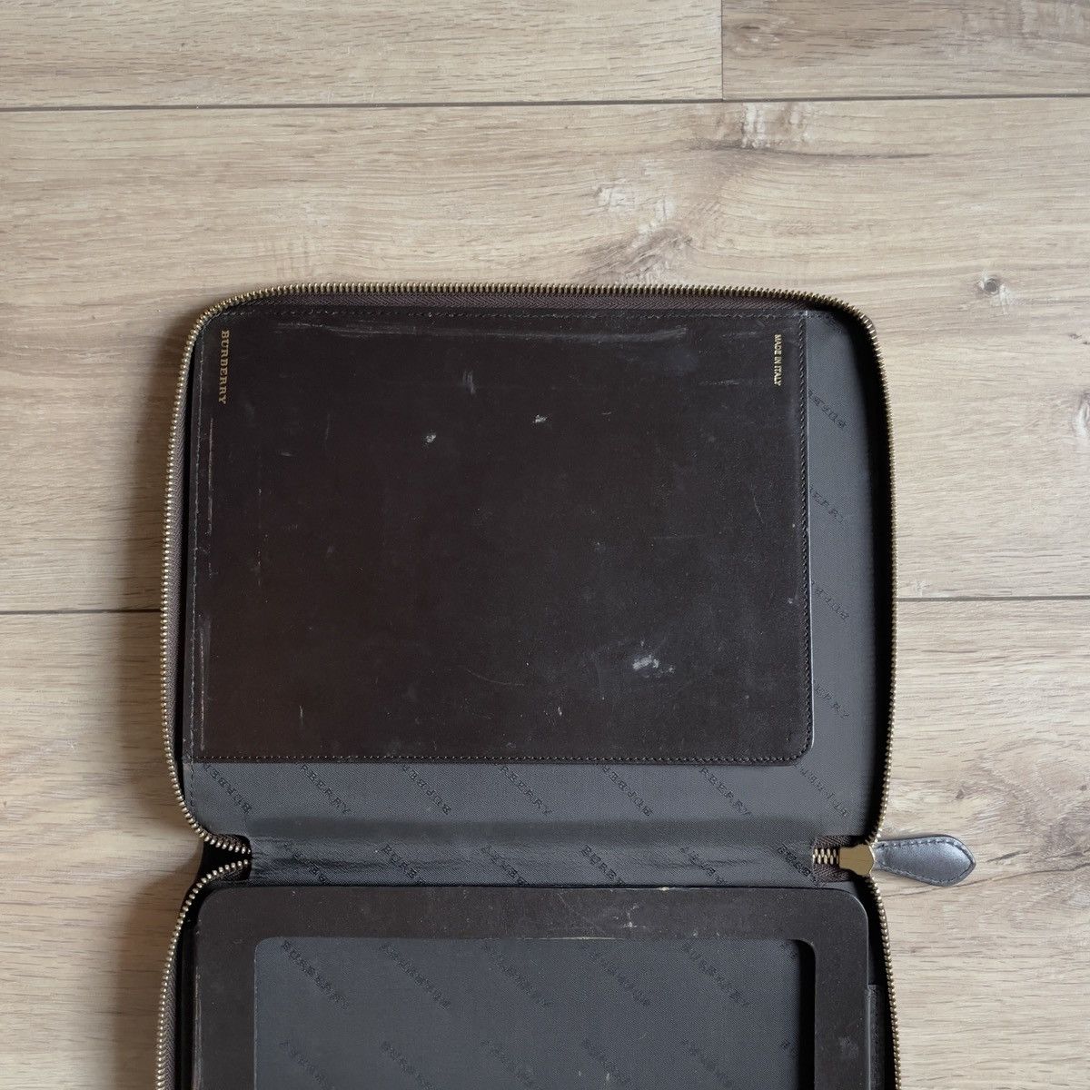 Burberry Burberry iPad Case Haymarket Check Size ONE SIZE - 5 Thumbnail