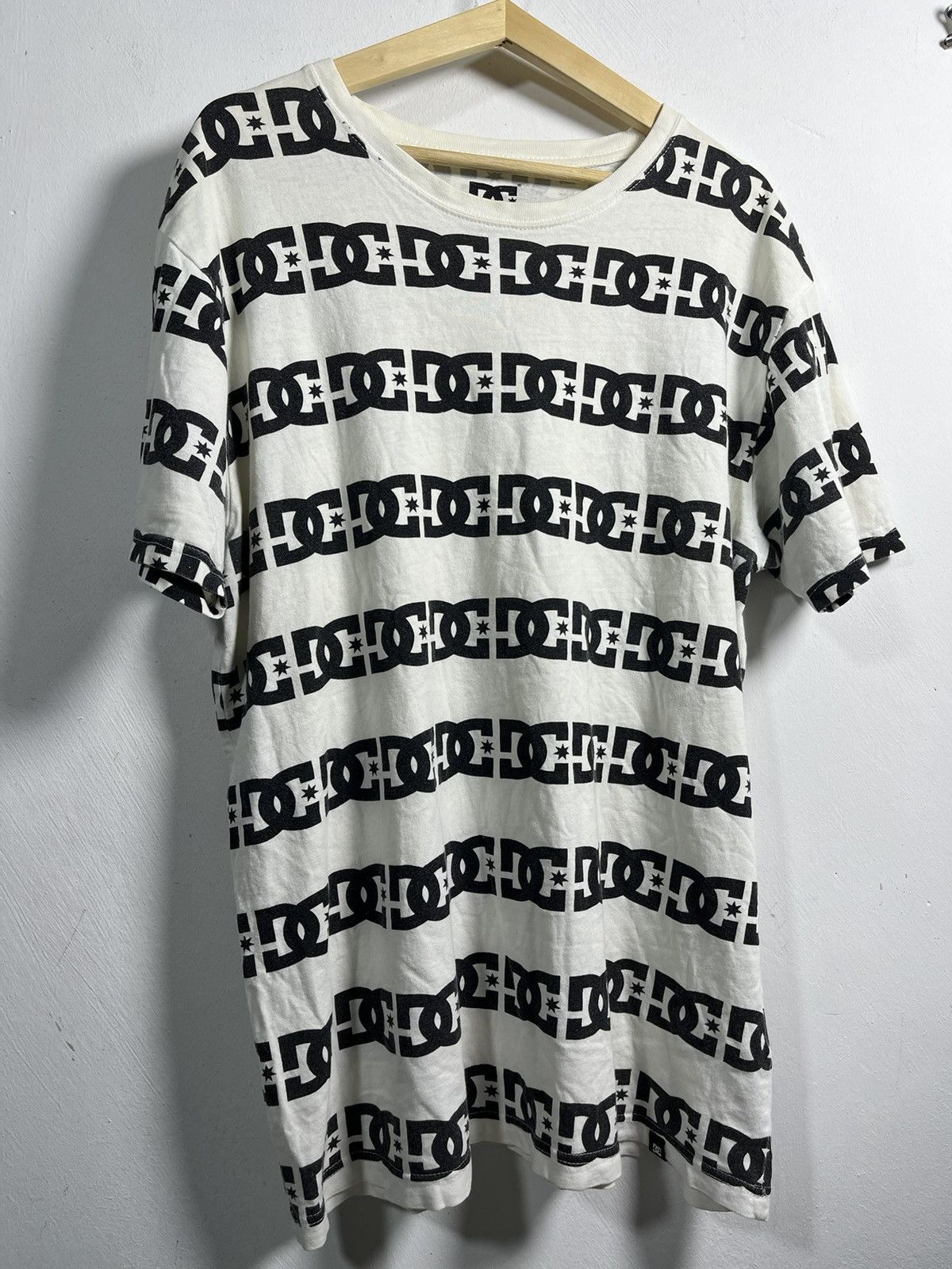 DC Vintage DC Skateboard Overprint Tee | All Over Logo | Size US L / EU 52-54 / 3 - 2 Thumbnail
