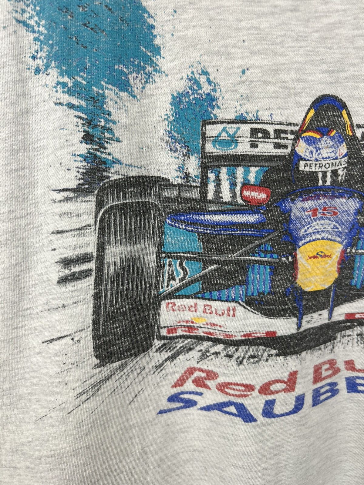 Red Bull Vintage 90s Red Bull Sauber Petronas T shirt Racing Size US L / EU 52-54 / 3 - 6 Thumbnail