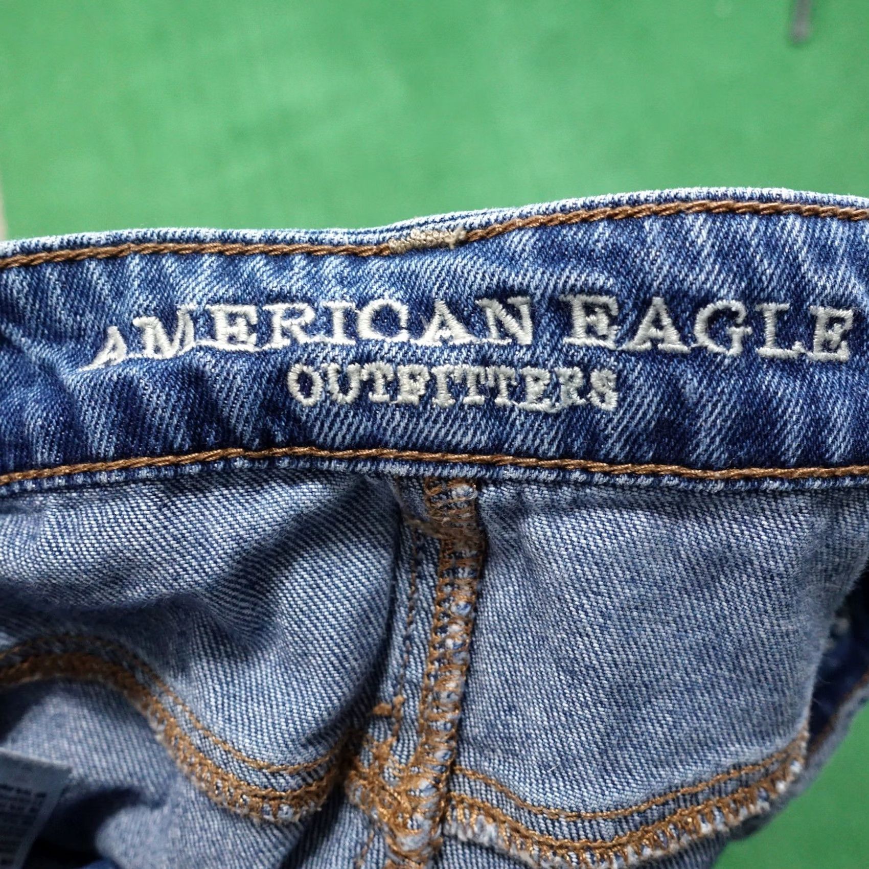 American Eagle Outfitters AMERICAN EAGLE HIGHEST RISE MINI SKIRT DENIM JEAN DISTRESSED WOMENS SIZE 6 Size 28" / US 6 / IT 42 - 6 Thumbnail