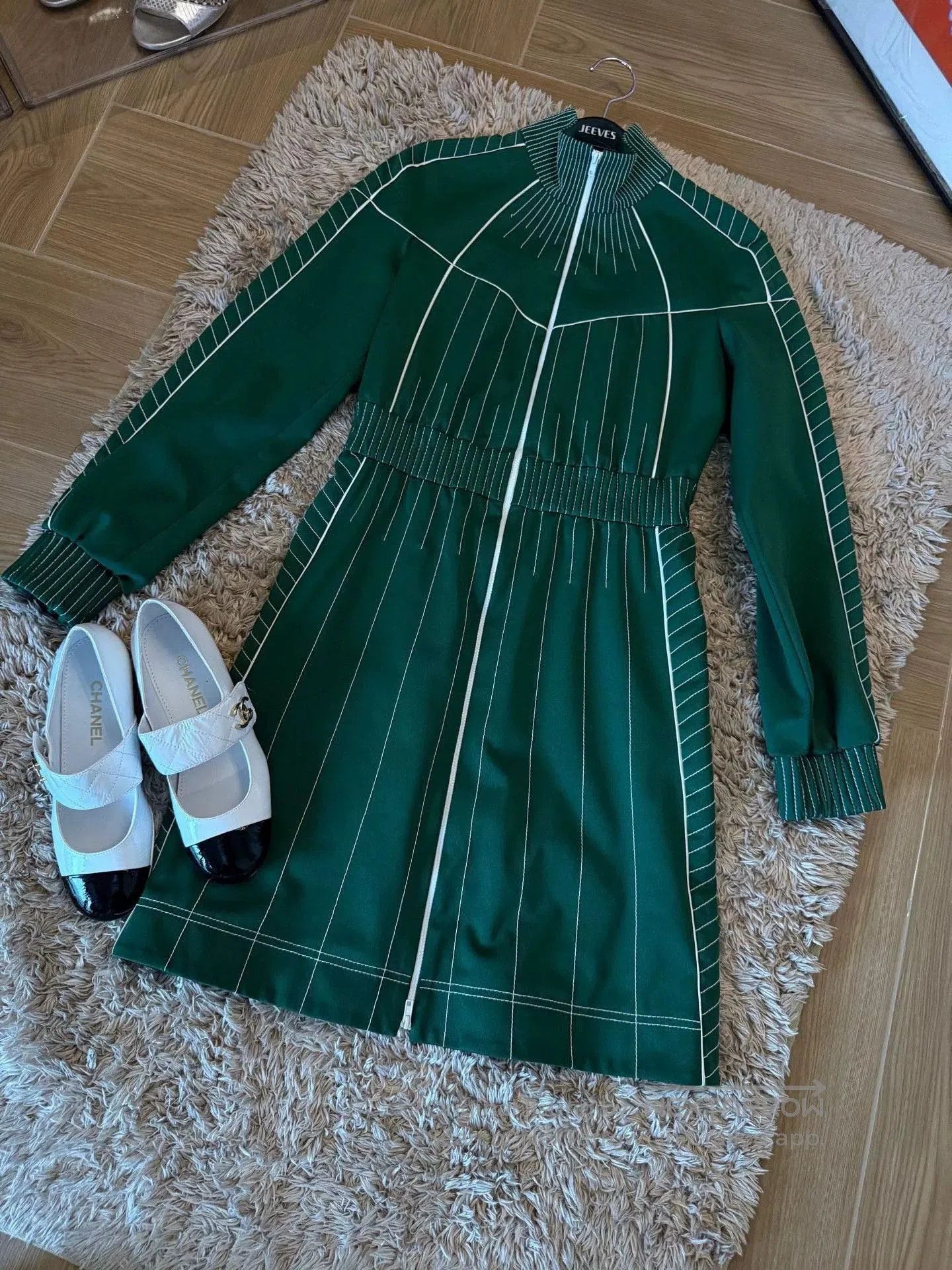 Valentino Valentino Green Zip Front Jacket . Size US M / EU 48-50 / 2 - 1 Thumbnail
