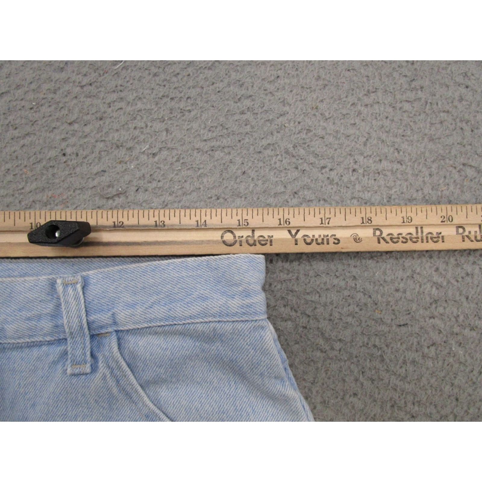 Lee VINTAGE Lee Denim Jean Mom Shorts Women’s 16 Med Light Wash High Waisted 90s Fashion Womens Size 38" / US 16 / IT 52 - 4 Thumbnail