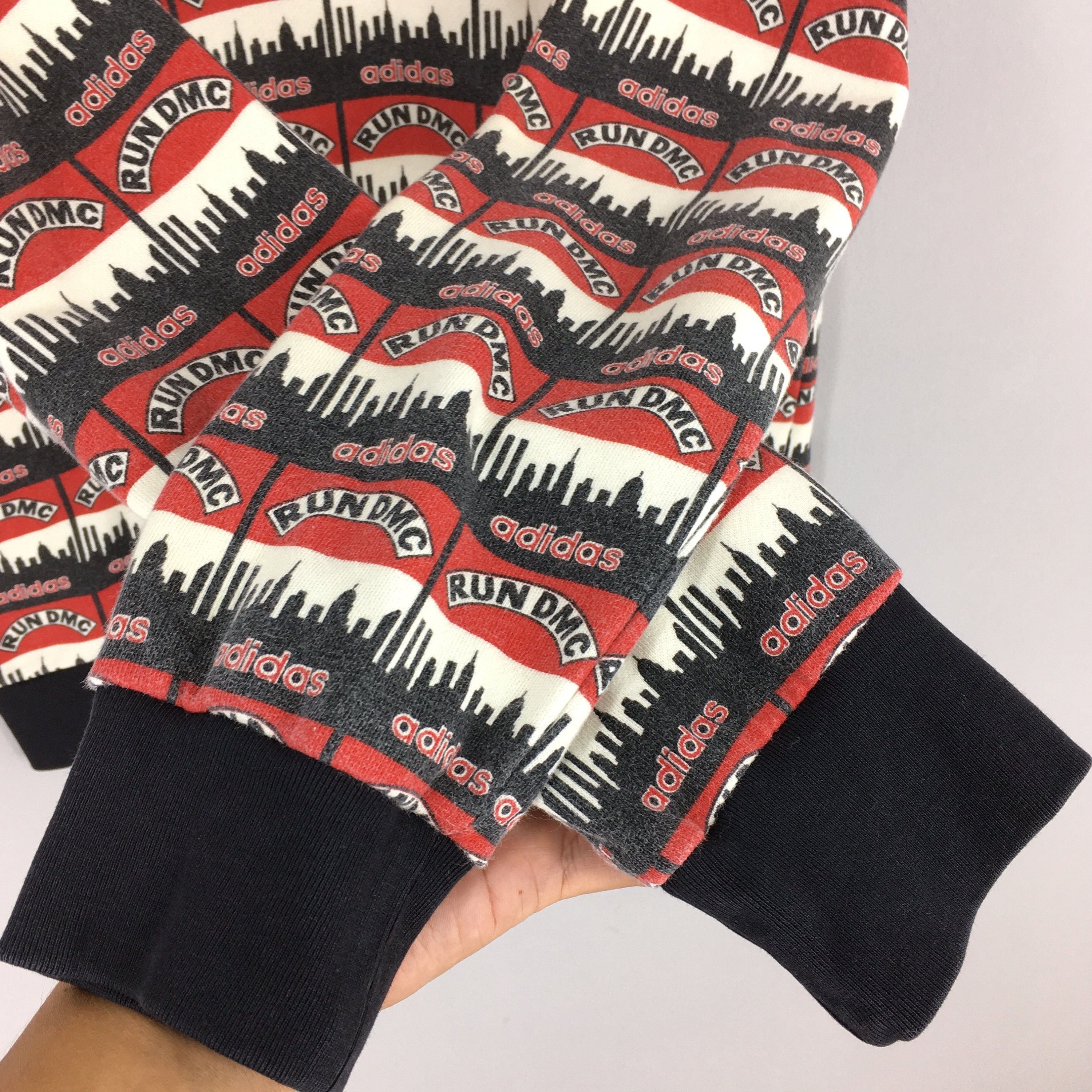 Adidas × RUN DMC Vintage Adidas Run DMC Stripes Overpinted Sweater Small Size US S / EU 44-46 / 1 - 5 Thumbnail