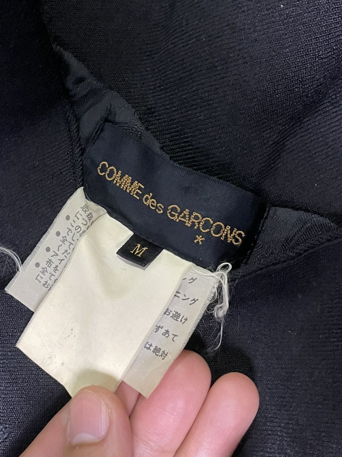 Comme des Garcons Comme Des Garcons Asymmetric Croptop (47) Size US M / EU 48-50 / 2 - 7 Thumbnail