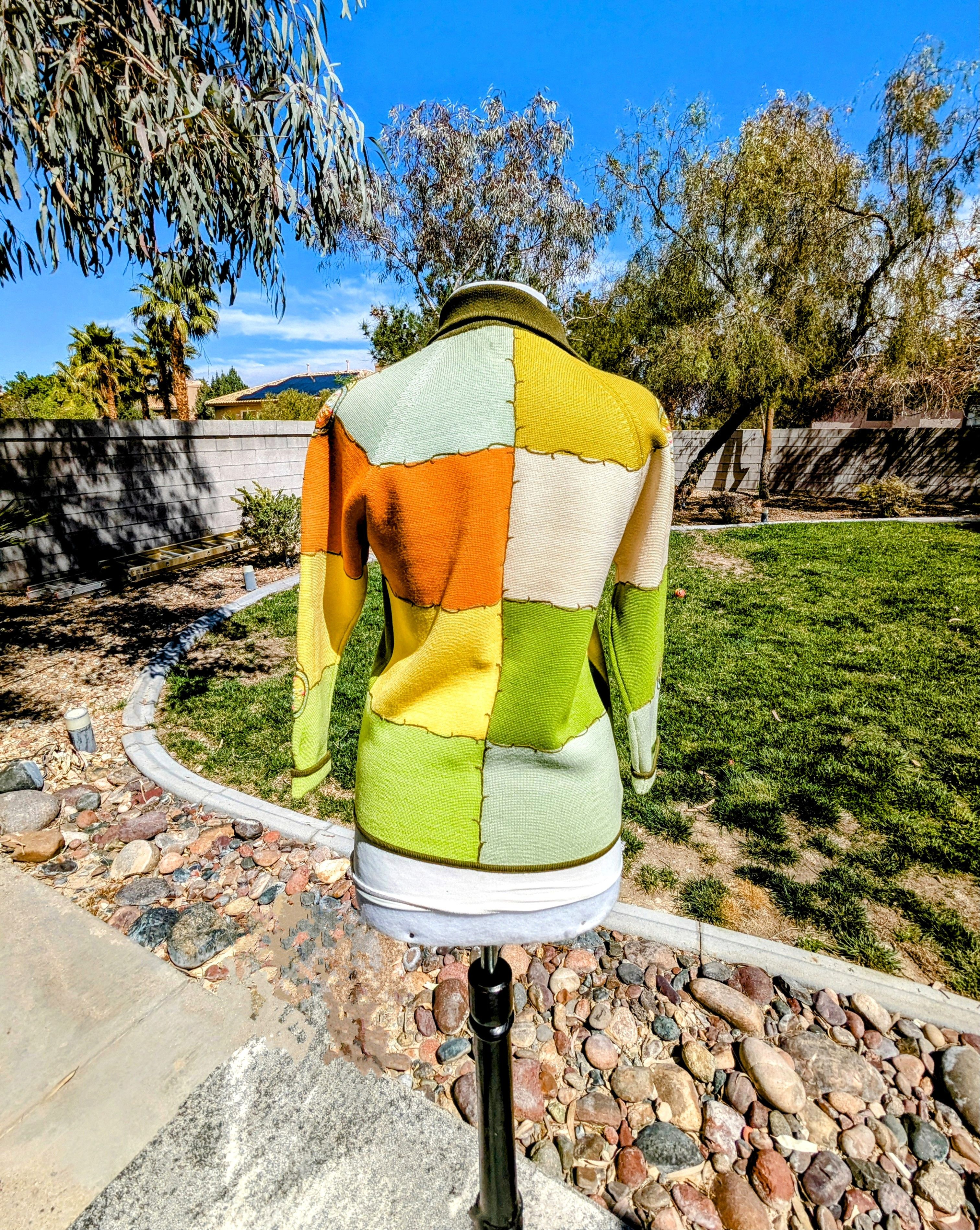 Vintage VTG Mod 1960s Squares Cardigan Sweater Petite Jacket Size M / US 6-8 / IT 42-44 - 4 Thumbnail