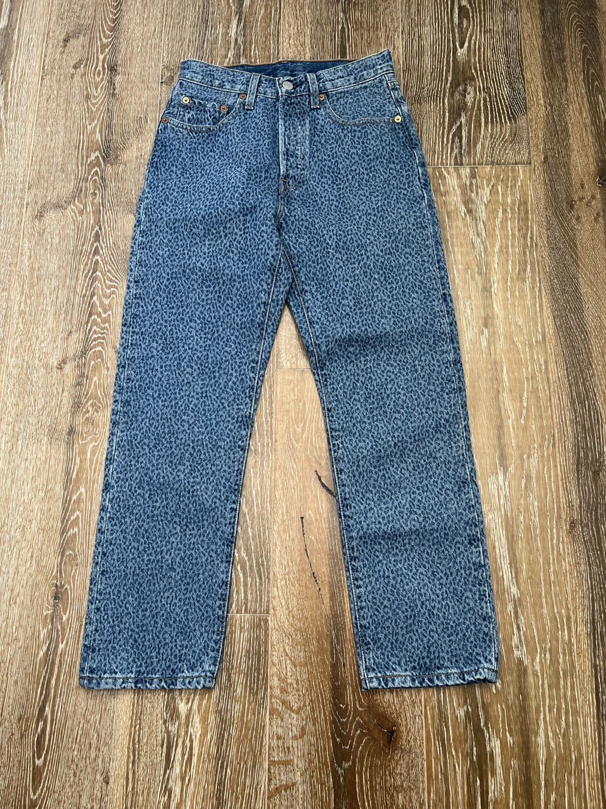 Levi's Womens levis 501 leopard print jeans Size 24" / US 00 / IT 34 - 1 Thumbnail
