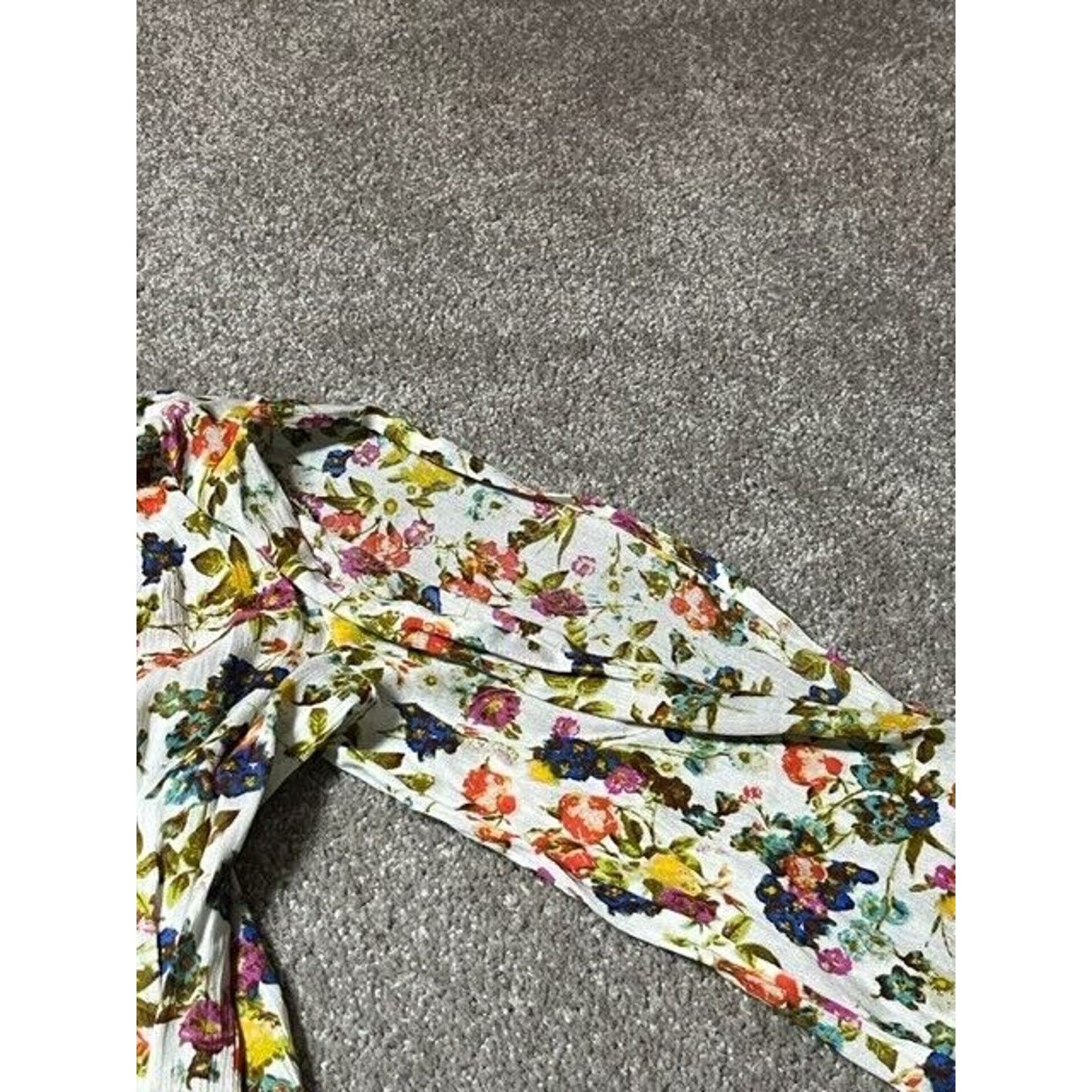Jessica Simpson Jessica Simpson Dress M Floral Viscose Peasant Slit Sleeve Size M / US 6-8 / IT 42-44 - 3 Thumbnail