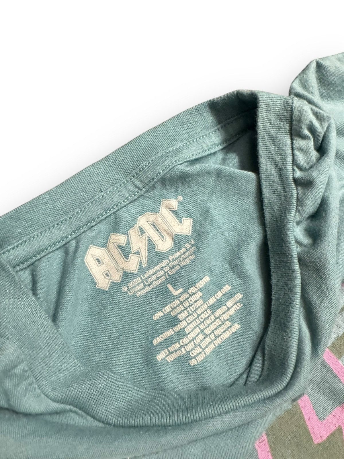 AC/DC × Band Tees AC/DC who made who album tour 2022 band Tee Size US L / EU 52-54 / 3 - 4 Thumbnail