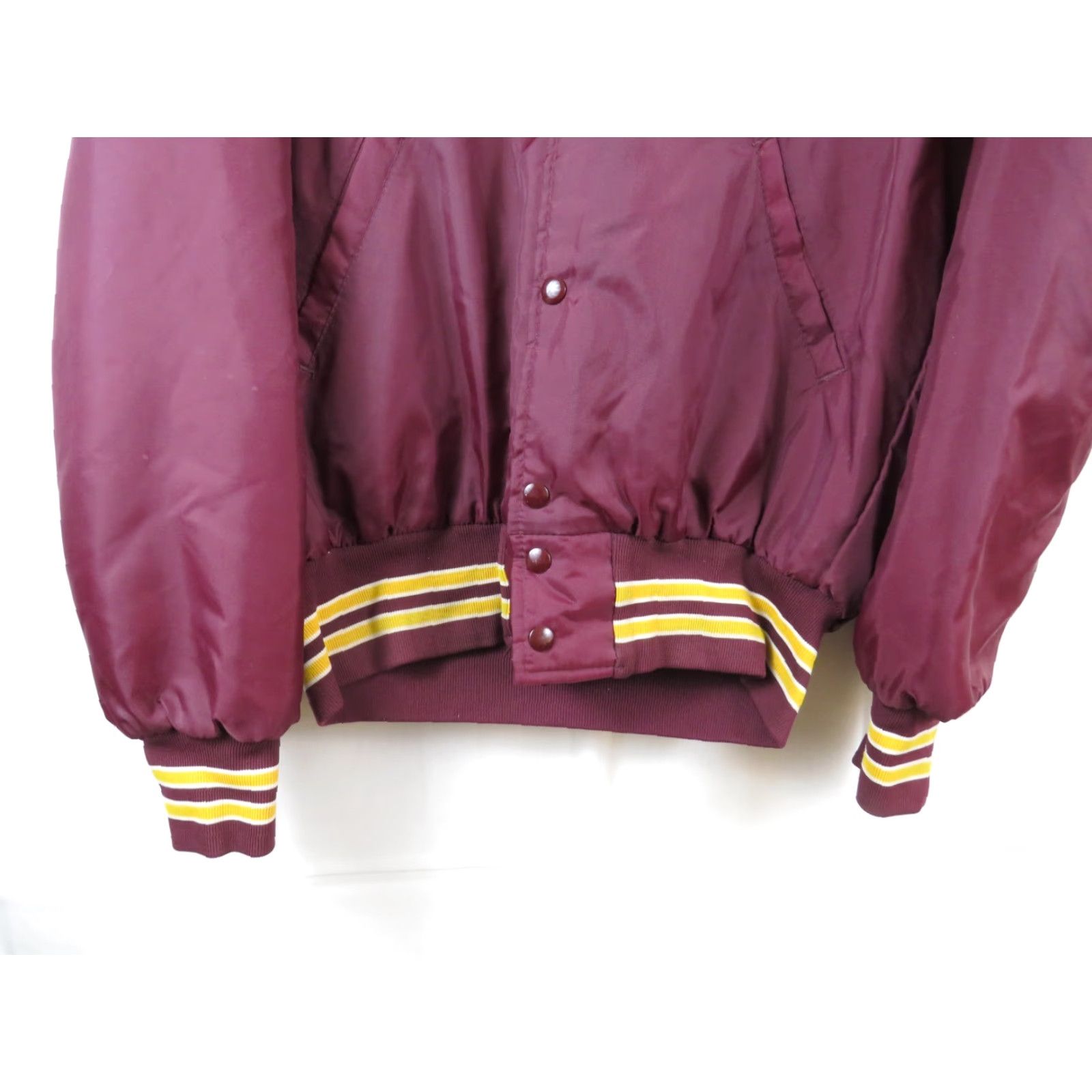 Salem Sportswear VINTAGE Gem Sportswear Jacket Men L Red Satin Bomber 80s USA Casual Travel Pockets Button Size US L / EU 52-54 / 3 - 2 Thumbnail
