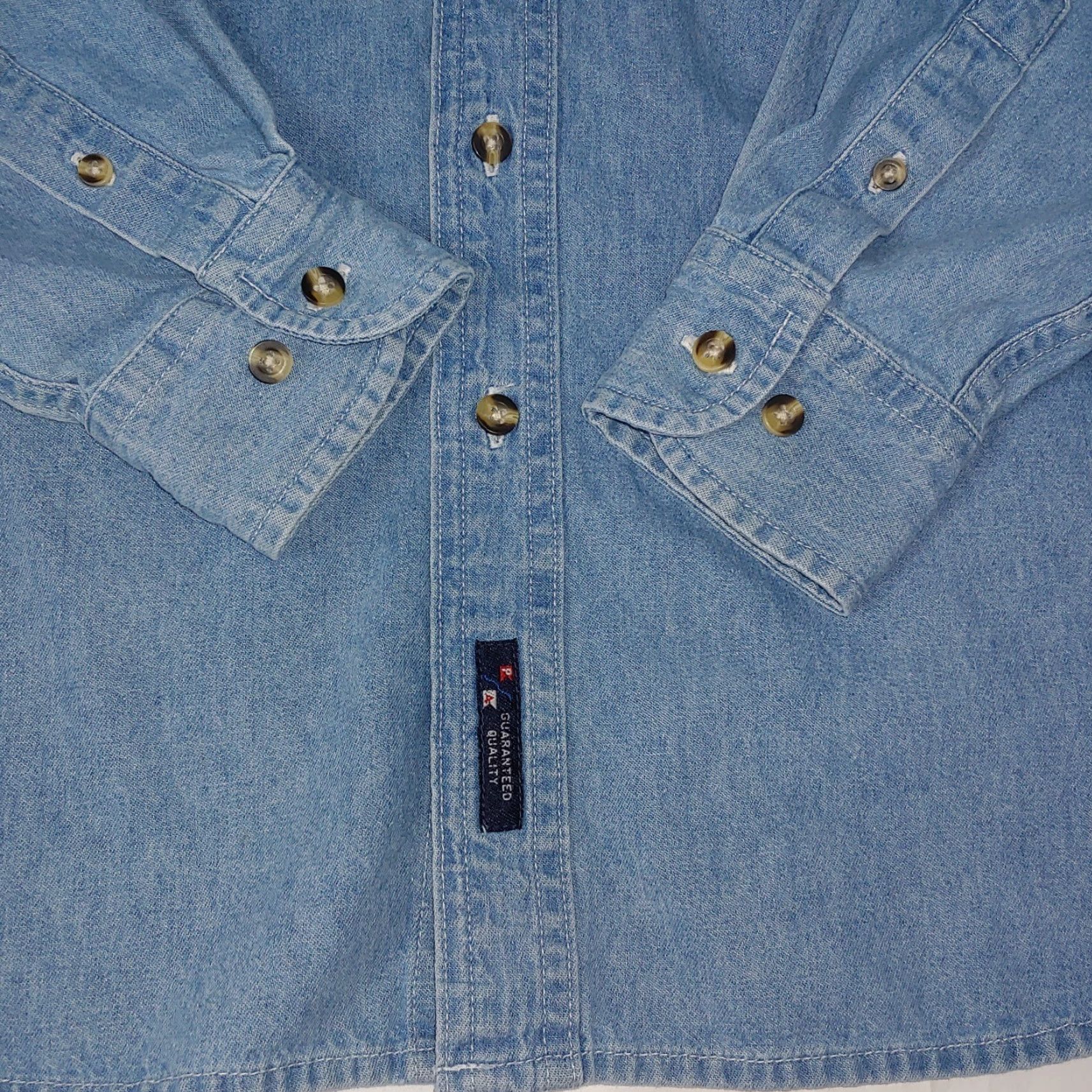 Vintage VINTAGE Wright Brothers National Memorial Shirt Button-Down Chambray Blue, Small, Men's, 21" Chest, Embroidered, 1960s-70s Aviation Decor Size US S / EU 44-46 / 1 - 6 Thumbnail