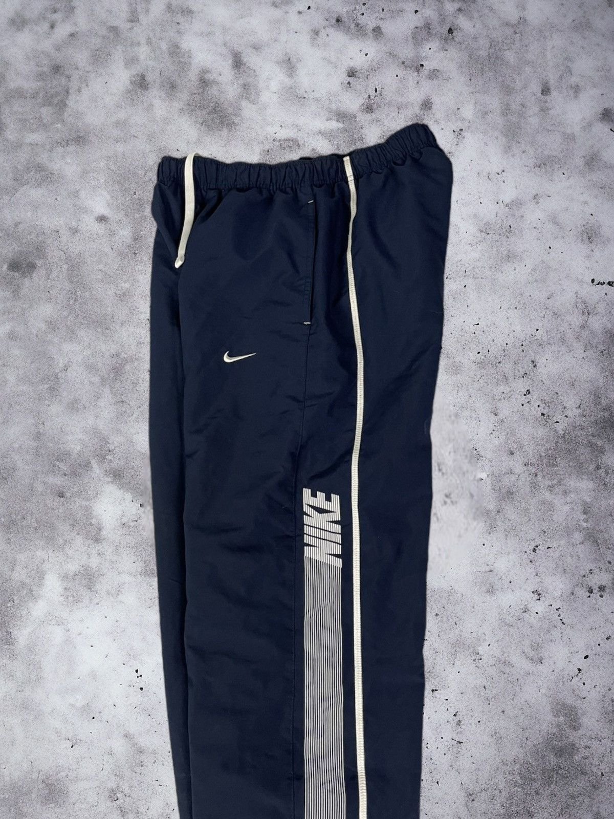 Nike × Vintage Vintage Y2K Nike Parachute Drill Nylon Pants 2000s Size US 30 / EU 46 - 2 Thumbnail