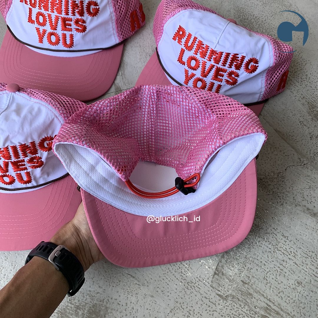 Alex Zono Alex Zono, “Running Loves You” Trucker Hat in Pink Size ONE SIZE - 4 Thumbnail