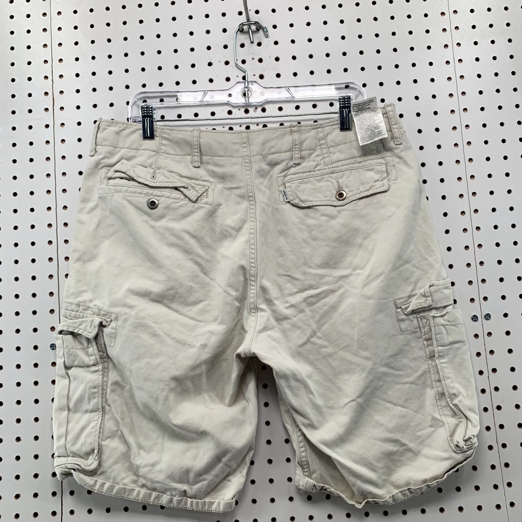 Levi's Levis Short Mens SIZE 34 Ivory Utility Pockets Outdoor 34X10 Size US 34 / EU 50 - 3 Thumbnail