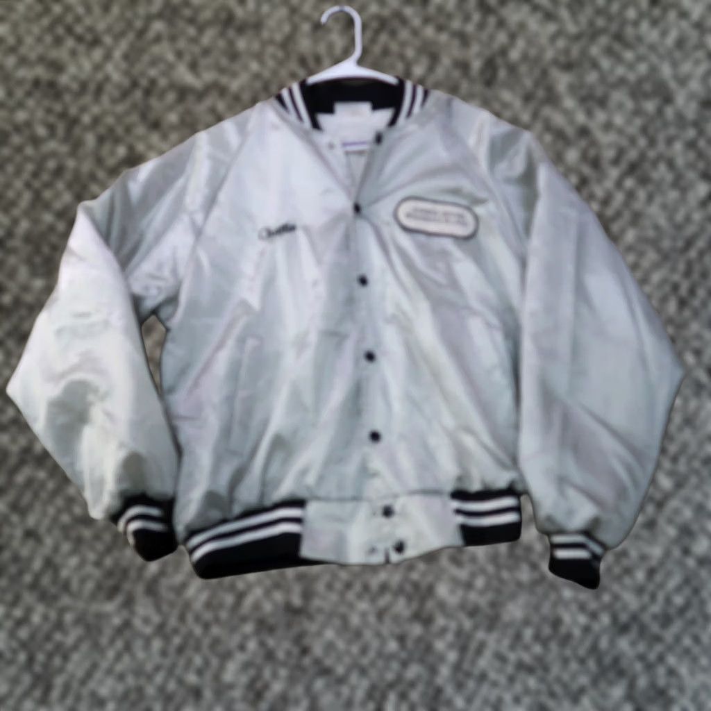 Vintage VINTAGE Auburn Satin Bomber Jacket Women L Silver Logo Zip Snap Full Zip Short Coat Size L / US 10 / IT 46 - 1 Thumbnail