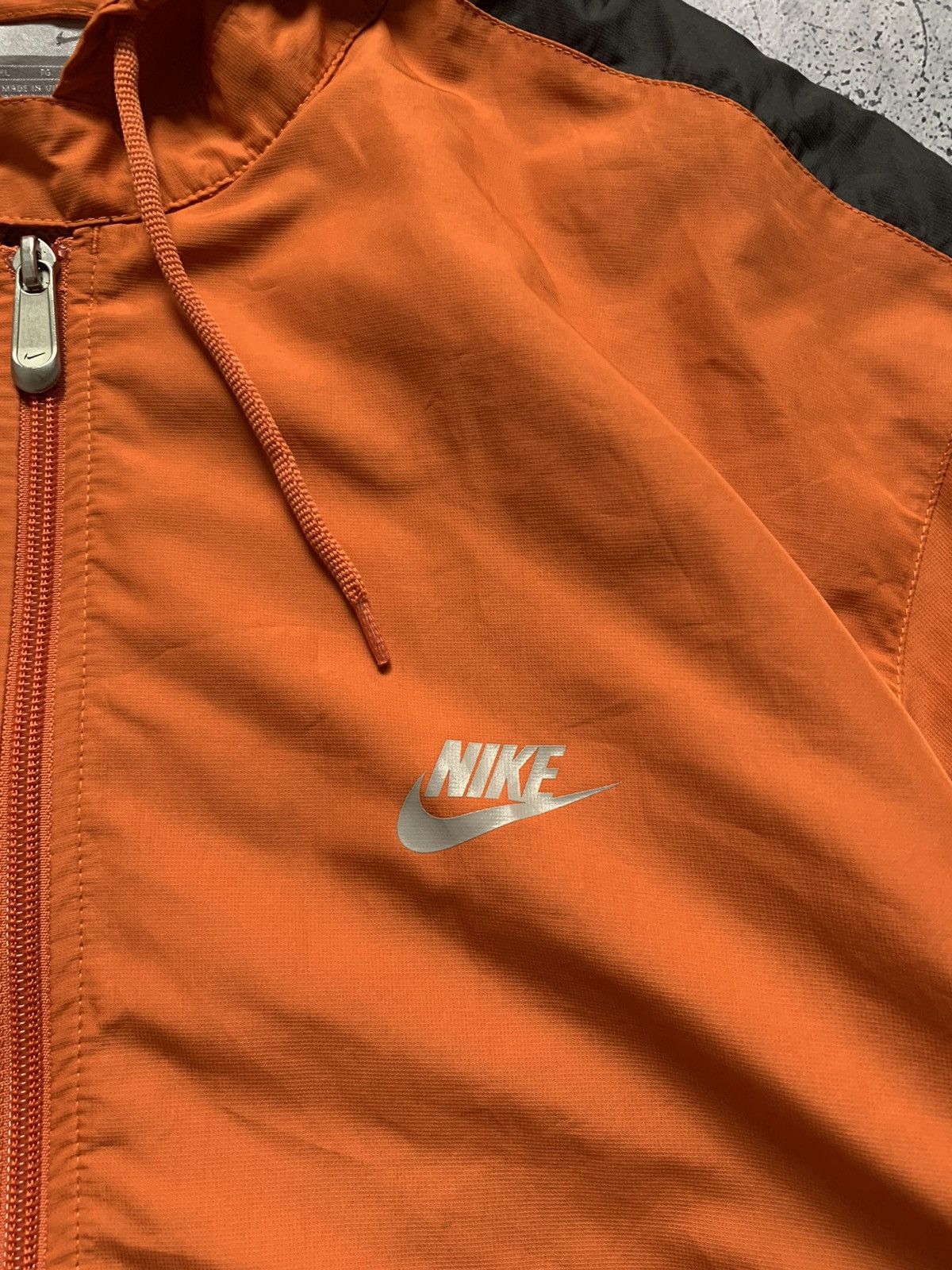 Nike × Vintage Vintage Nike Gore-tex Track Jacket Y2K Light Windbreaker USA Size US XL / EU 56 / 4 - 3 Thumbnail