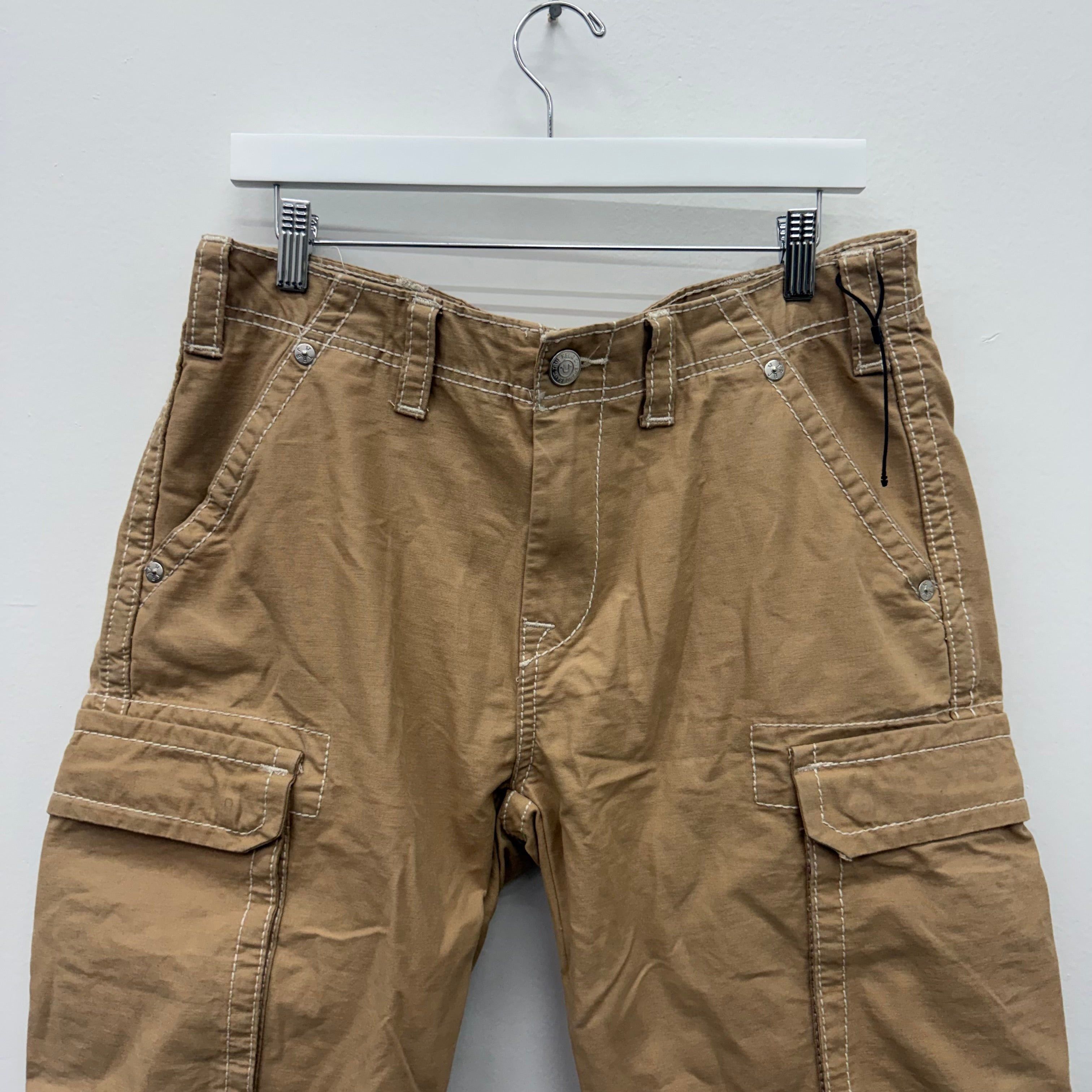 True Religion True Religion Cargo Khaki Shorts - Size 30 Size US 30 / EU 46 - 2 Thumbnail