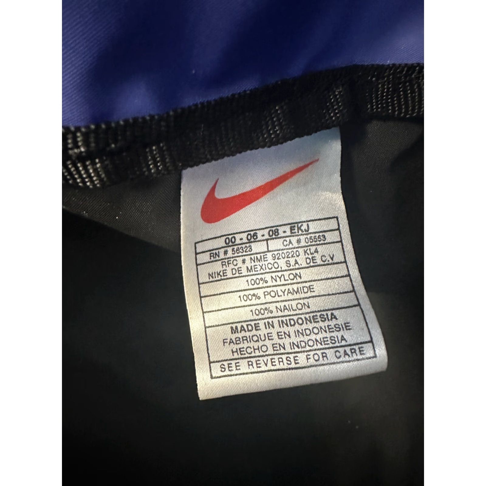 Nike VINTAGE Nike Duffle Bag Black Blue Gym Equipment Size ONE SIZE - 7 Thumbnail
