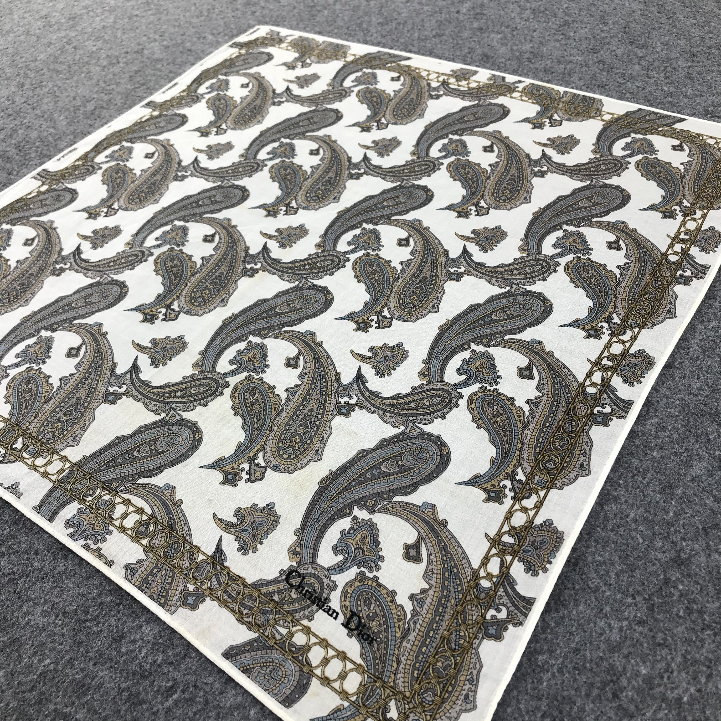 Christian Dior Monsieur Christian Dior Paisley Handkerchief Neckerchief H240 Size ONE SIZE - 1 Thumbnail
