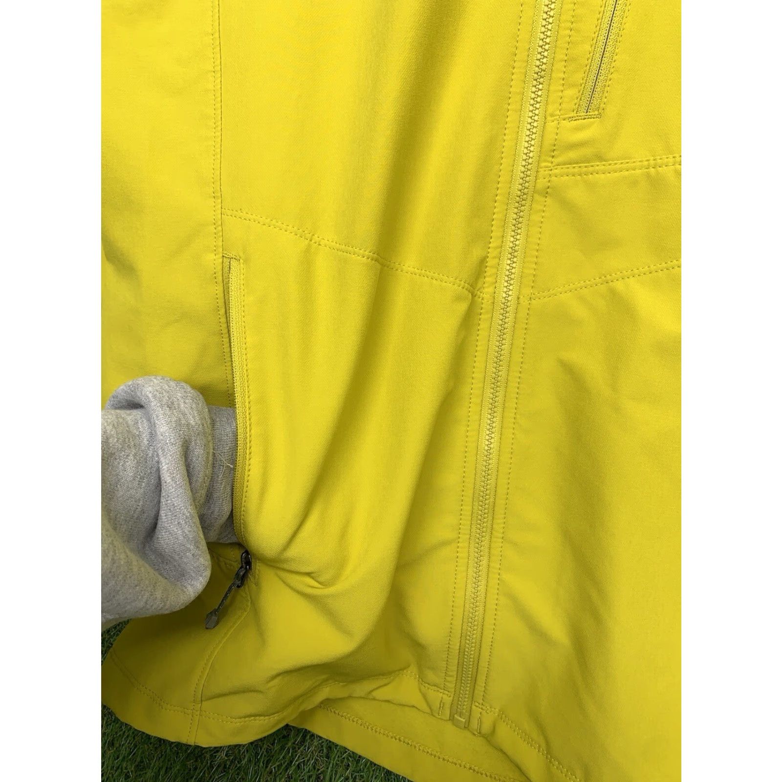 Eddie Bauer Eddie Bauer First Ascent Jacket Mens Small Full Zip Up Yellow Softshell Outdoor Size US S / EU 44-46 / 1 - 6 Thumbnail
