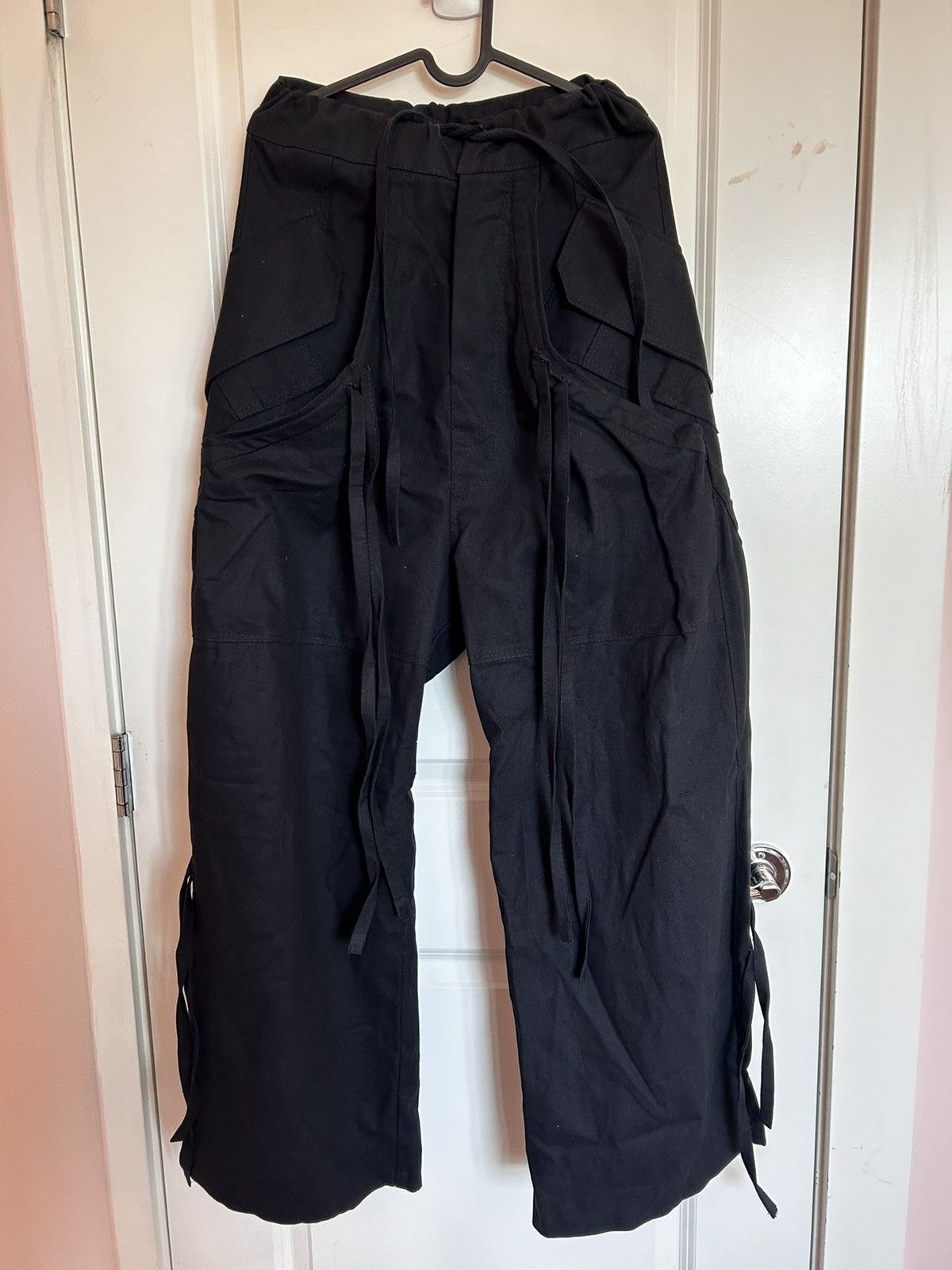image of Avant Garde Jackson Napier Pull Cargos in Black, Men's (Size 30)