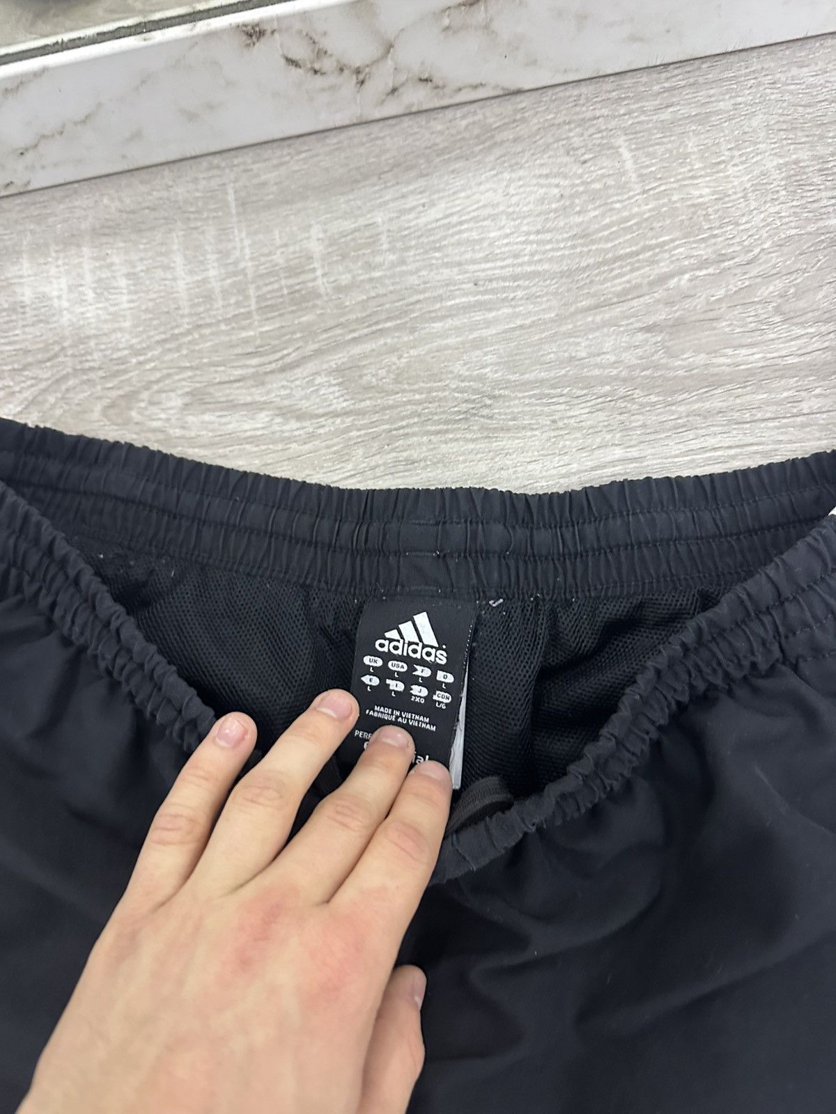 Adidas Adidas Nylon Vintage Y2K Stripped Trackpants Baggy Wide Size US 34 / EU 50 - 5 Thumbnail