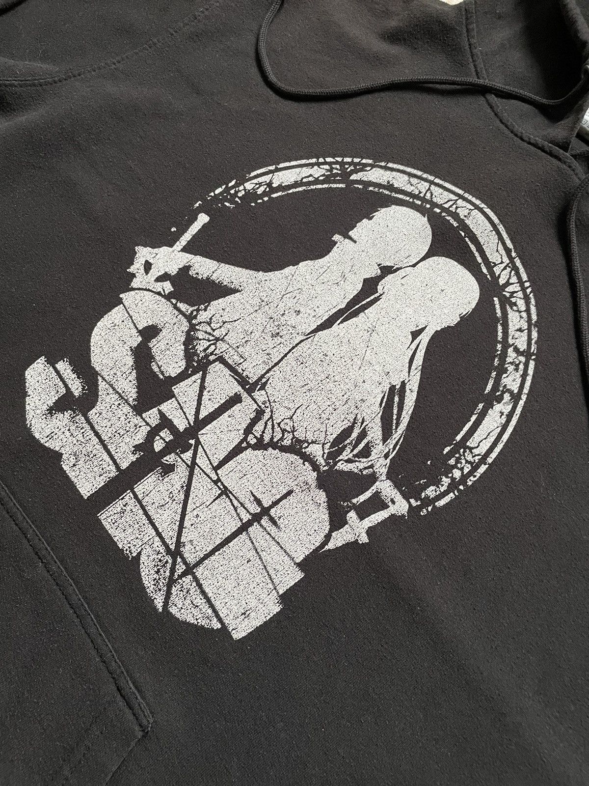 Anime × Japanese Brand × Vintage Vintage 90’s Sword Art Online Anime Big Logo Faded Hoodie Size US L / EU 52-54 / 3 - 3 Thumbnail