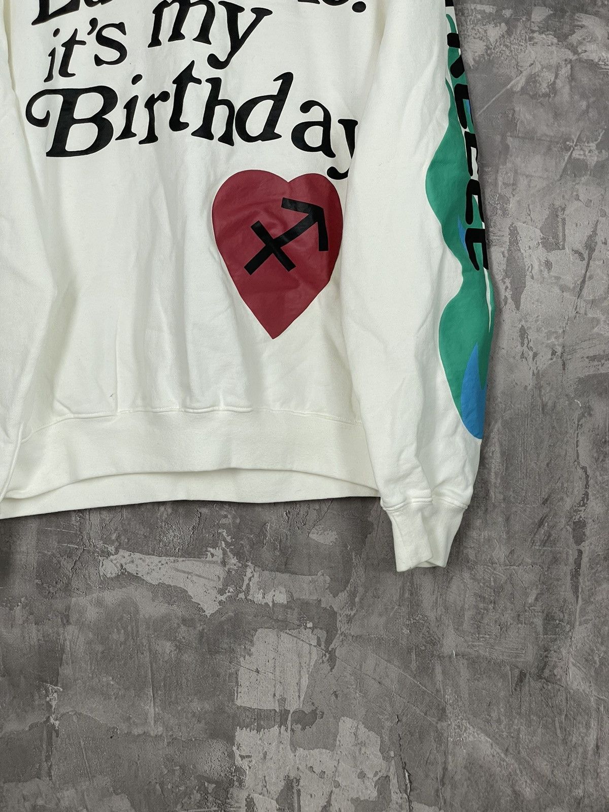 Japanese Brand Lucky Me It’s My Birthday Streetwear Y2K Big Logo Sweatshirt Size US L / EU 52-54 / 3 - 7 Thumbnail