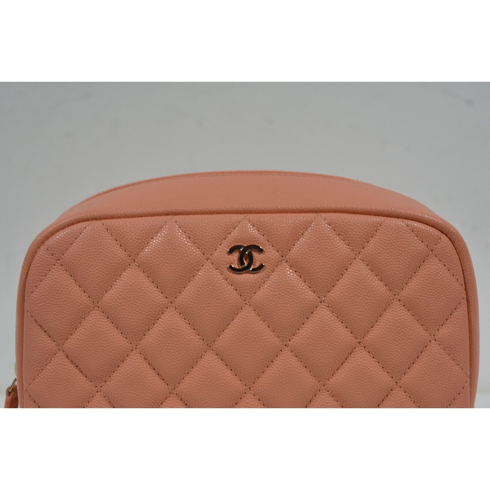 Chanel Chanel Vanity Travel Beauty Case CC Quilted Clutch Bag Size ONE SIZE - 2 Thumbnail