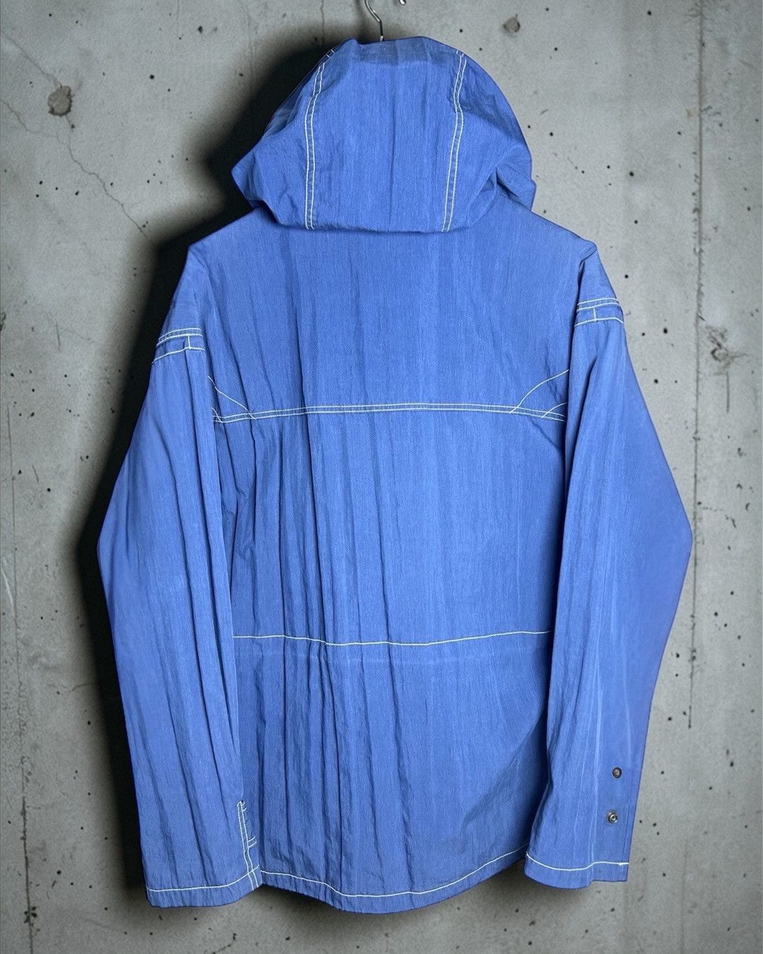 The North Face Vintage The North Face Hooded Jacket Size US L / EU 52-54 / 3 - 5 Thumbnail