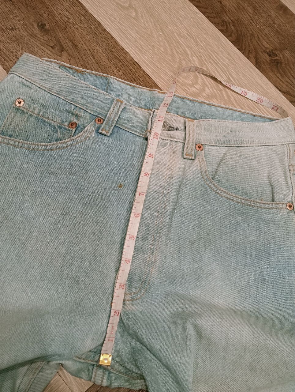 Levi's Vintage Clothing LEVIS VINTAGE CLOTHING 501 BLEACH JEANS Size US 32 / EU 48 - 16 Thumbnail