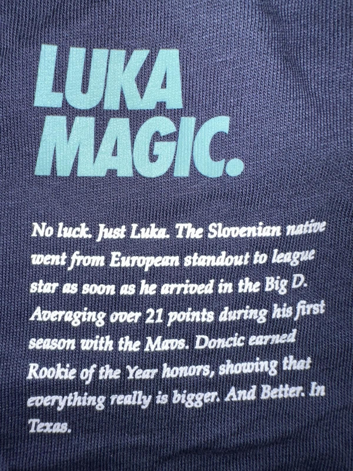 Nike Nike Men’s NBA Dallas Mavericks Luka Doncic Rookie Of The Year Navy T-Shirt Size US XS / EU 42 / 0 - 5 Thumbnail