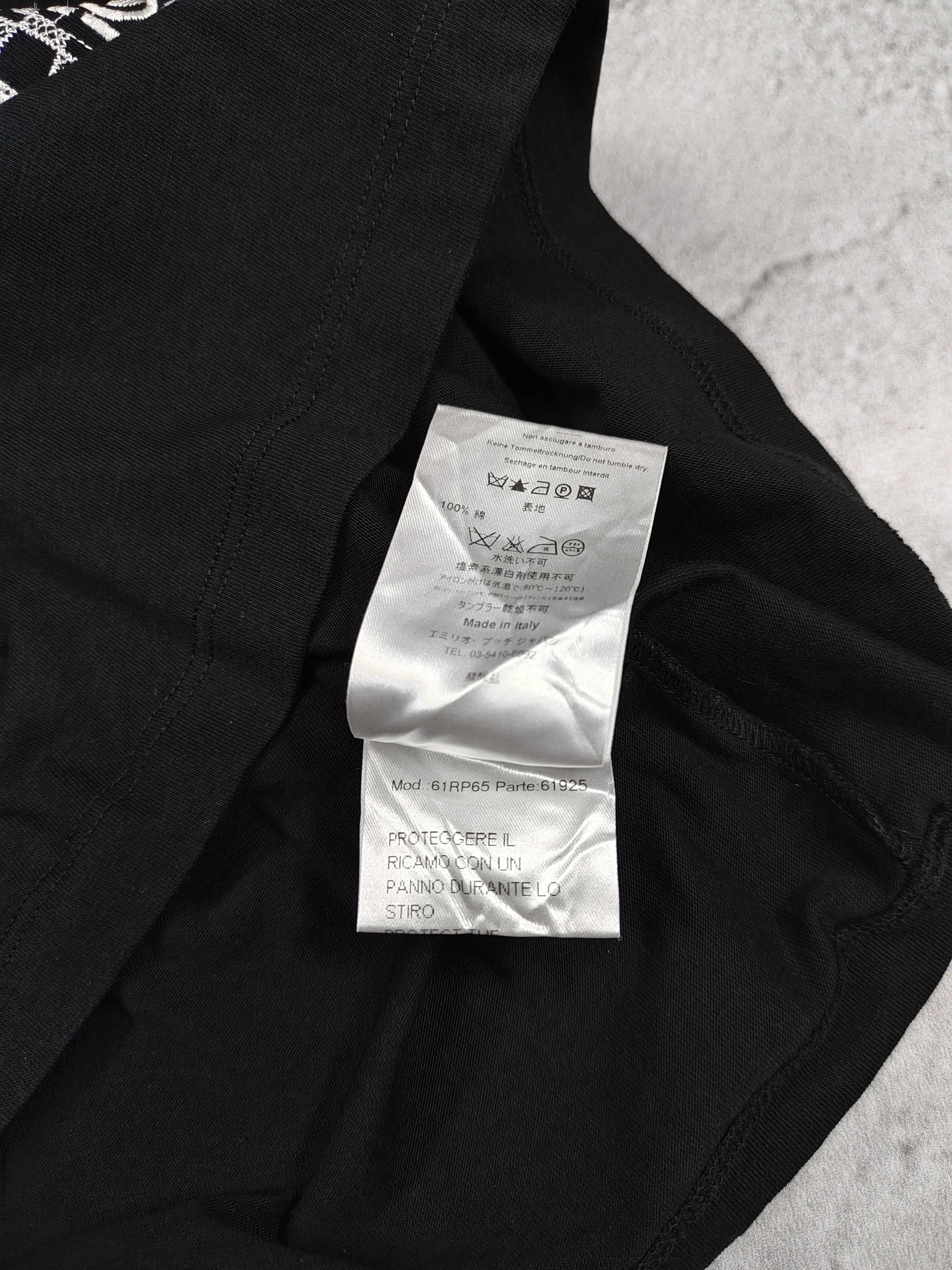 Emilio Pucci Emilio Pucci-Minimalist Artcore Classical Embroidered Tee Size M / US 6-8 / IT 42-44 - 8 Thumbnail
