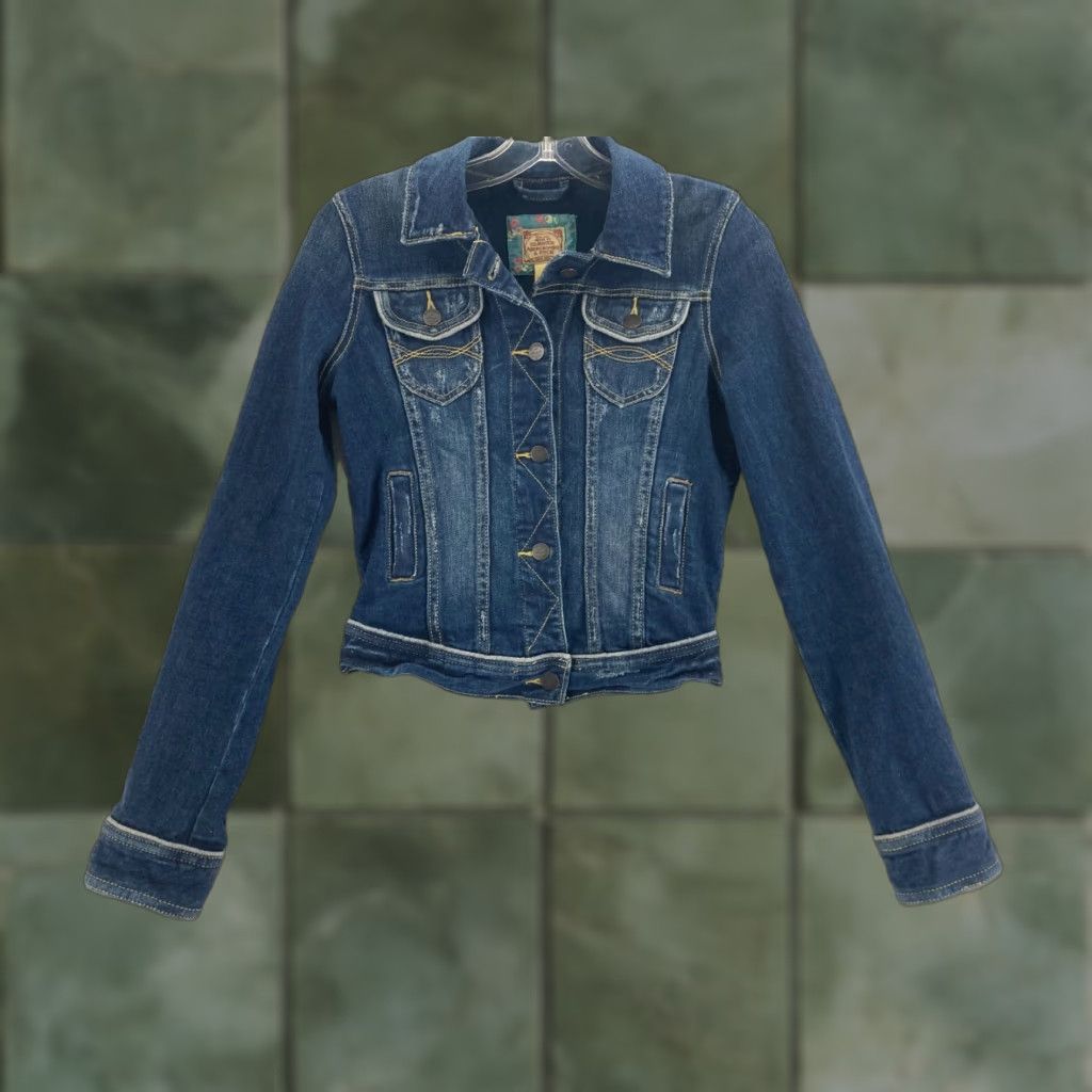 Abercrombie & Fitch Abercrombie & Fitch Denim Trucker Jacket Womens Small Long Sleeve Blue Cotton Size S / US 4 / IT 40 - 1 Thumbnail