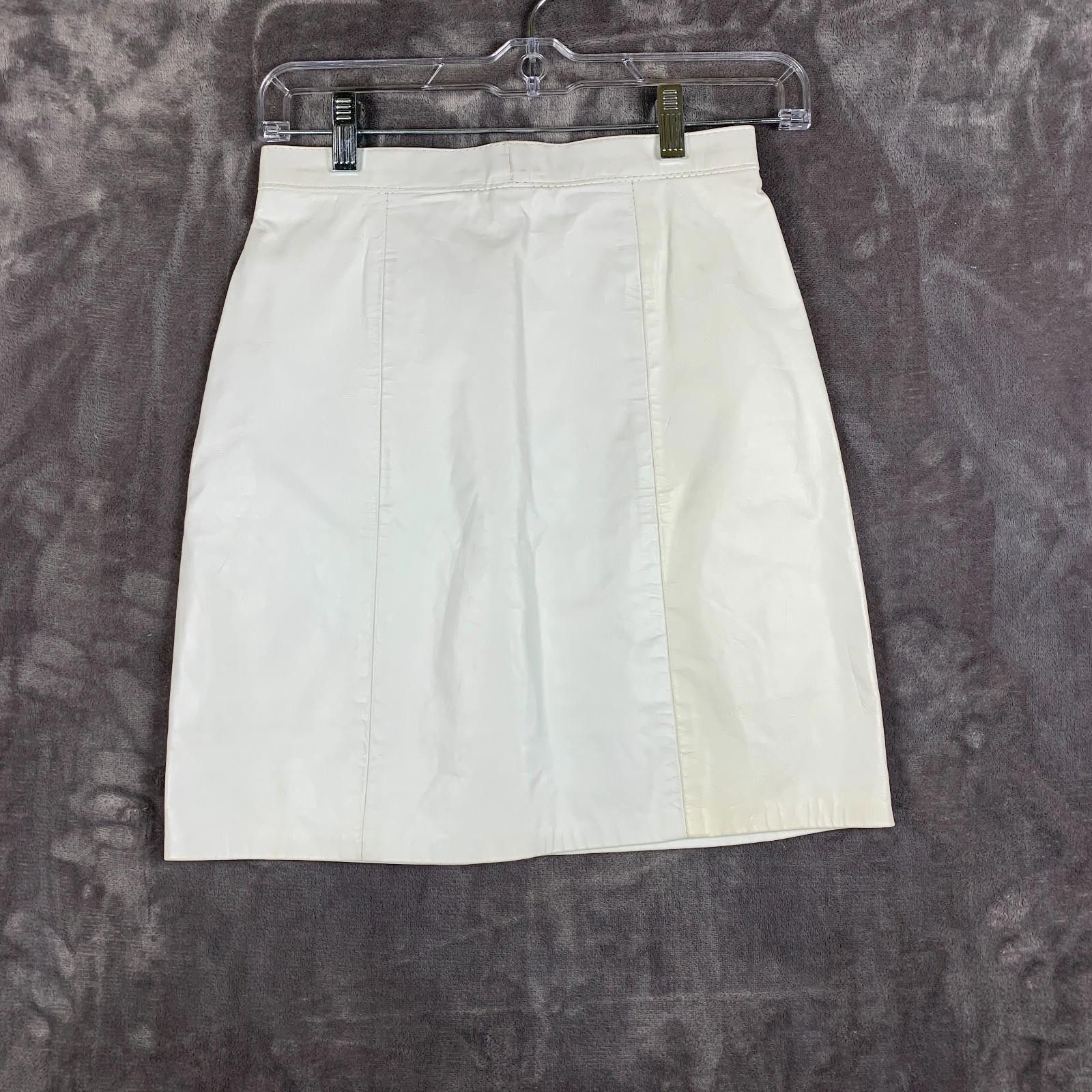 The Unbranded Brand Vintage Womens White Leather Pencil Skirt Waist:24" (353) Size 26" / US 2 / IT 38 - 1 Thumbnail
