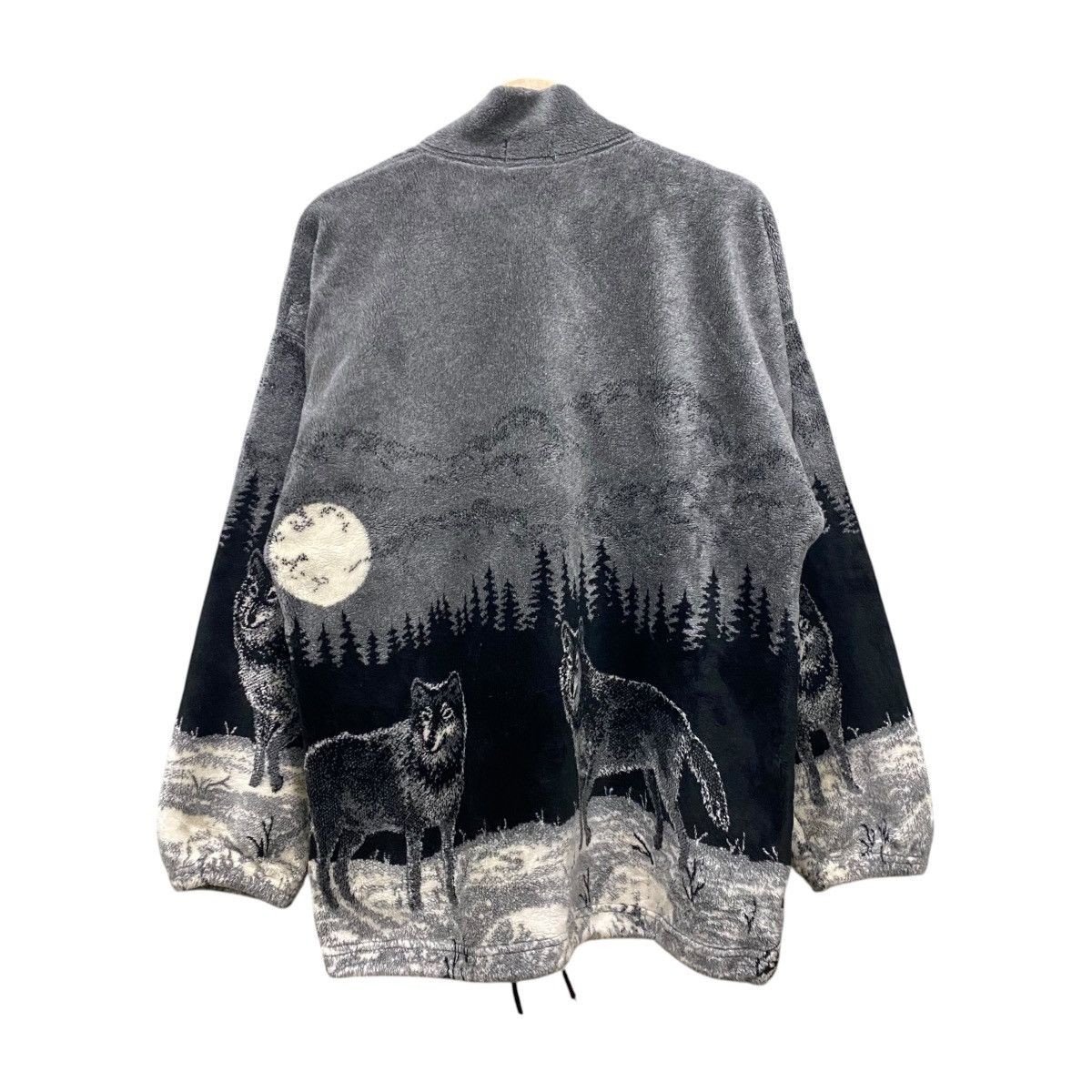 Vintage Vintage EzzeWear Wolf Full Print Fleece Jacket Gorpcore Grey Size US M / EU 48-50 / 2 - 2 Thumbnail