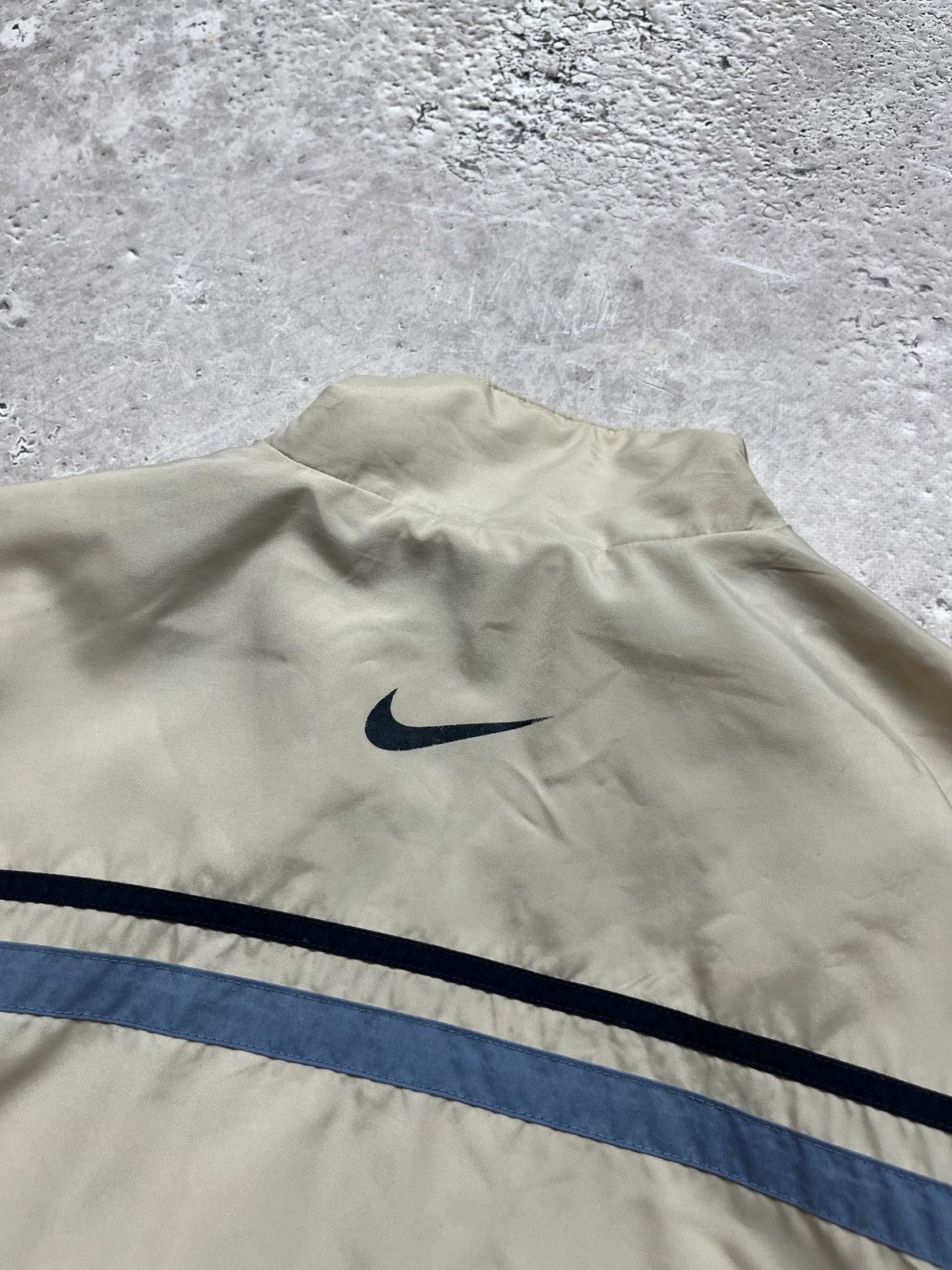 Nike × Vintage Vintage Nike Track Jacket Y2K Beige Navy Zip Up Size L Drill Size US L / EU 52-54 / 3 - 14 Thumbnail