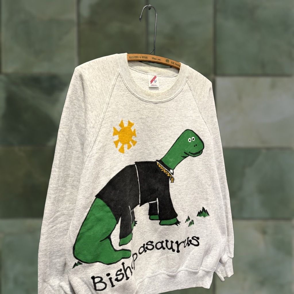 Jerzees VINTAGE 90s Jerzees Sweatshirt Men XL Gray Pullover Bishopsaurus - Hand Made Diamond 90s Theme Size US XL / EU 56 / 4 - 1 Thumbnail