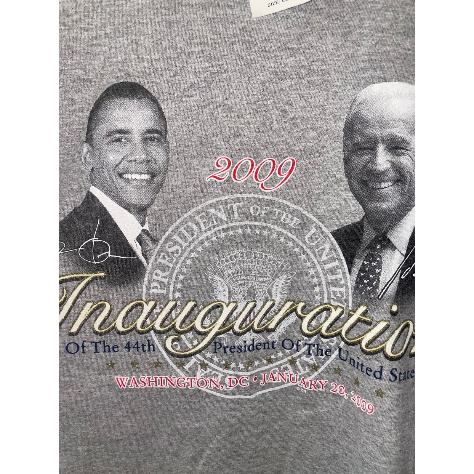 Gildan Vintage Inauguration Shirt 44th President Obama Biden Tee L Size US L / EU 52-54 / 3 - 4 Thumbnail