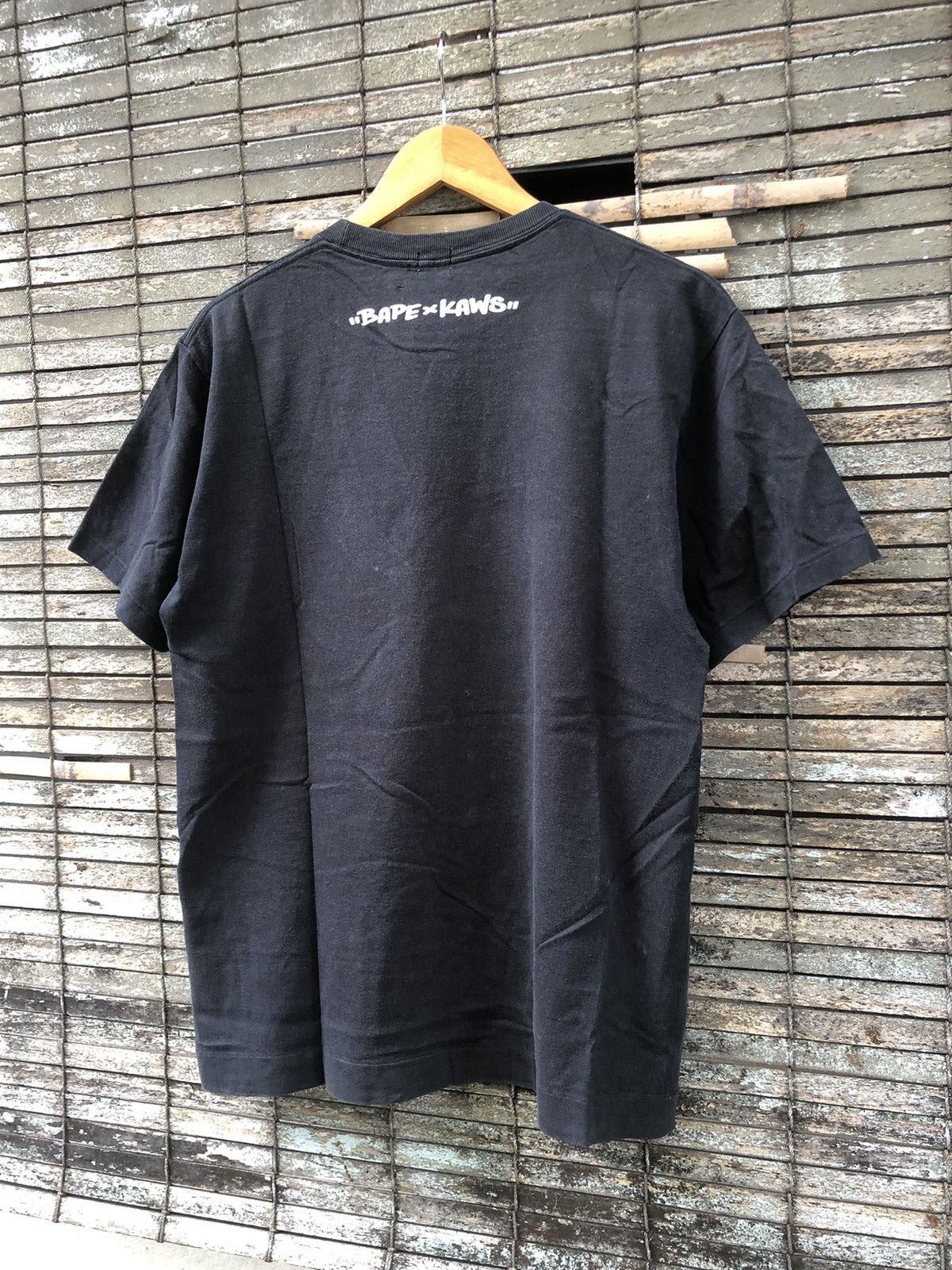 Bape × Kaws 🔥Vintage🔥Bape X Kaws Baby Milo Tshirt Size US M / EU 48-50 / 2 - 14 Thumbnail