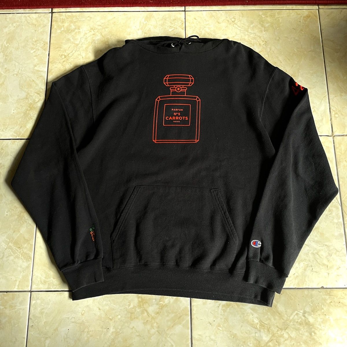 Carrots by Anwar Carrots × Champion Carrots x 424 x Chanel x Champion Hoodie Size US L / EU 52-54 / 3 - 1 Thumbnail