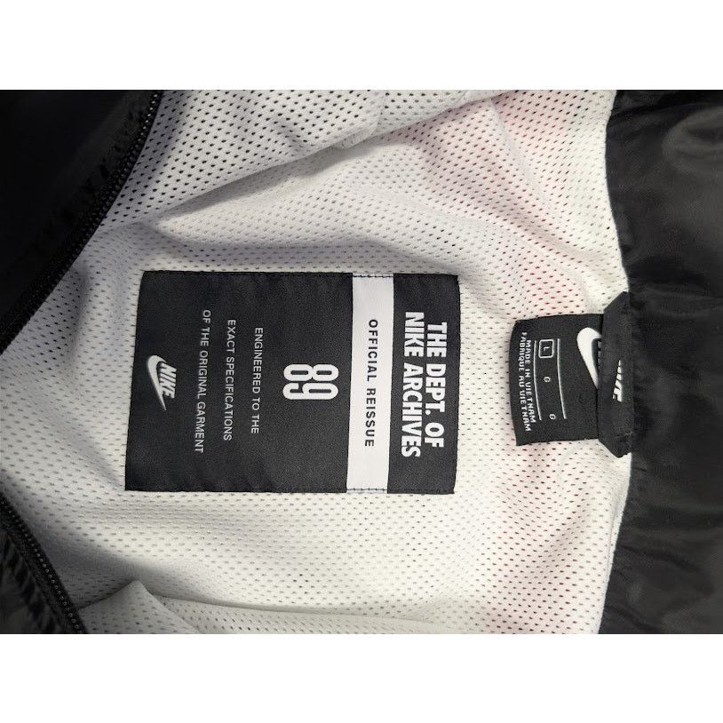 Nike o1rshd1 Sportswear Re-Issue Woven Jacket Black / Red / White Size US L / EU 52-54 / 3 - 20 Thumbnail