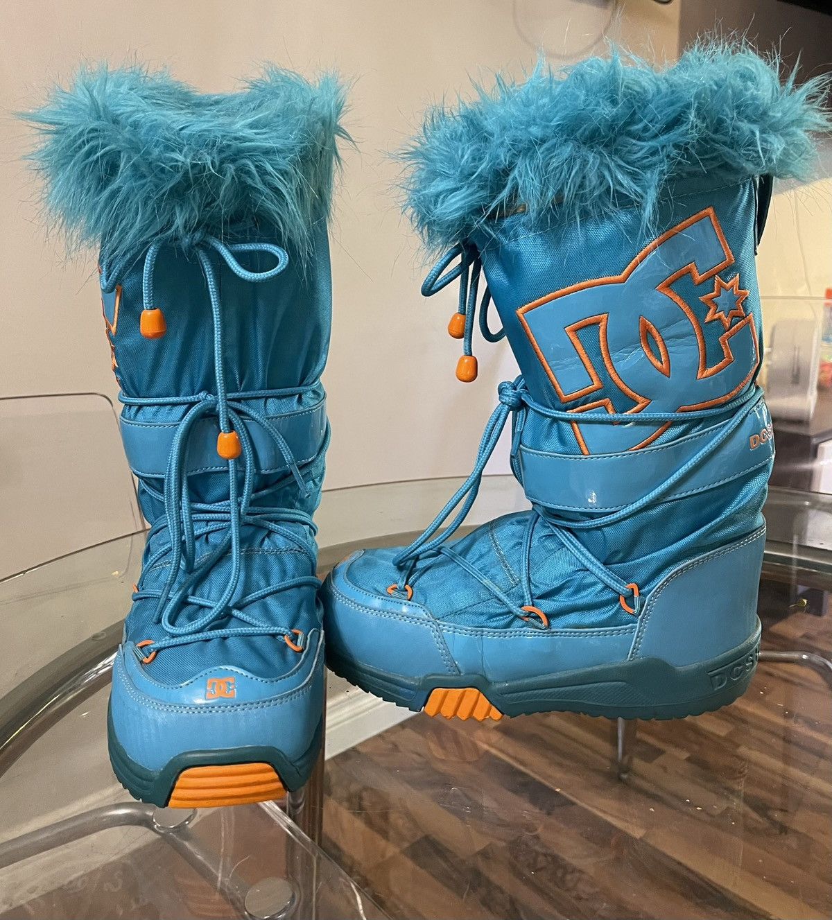 DC Womens Chalet 20 ブーツ 7 (USA)（Dc RARE DC SHOES CHALET