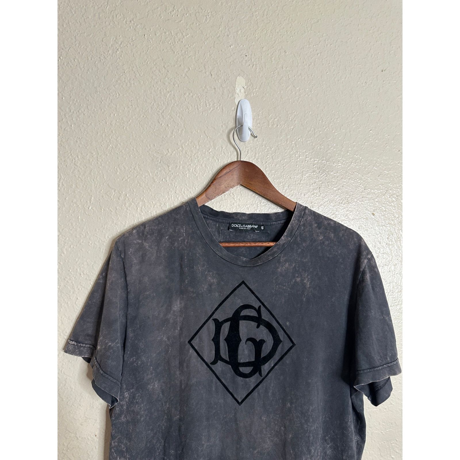 Dolce & Gabbana Dolce & Gabbana Gray Discolored Effect DG Logo T-Shirt Size US M / EU 48-50 / 2 - 11 Thumbnail