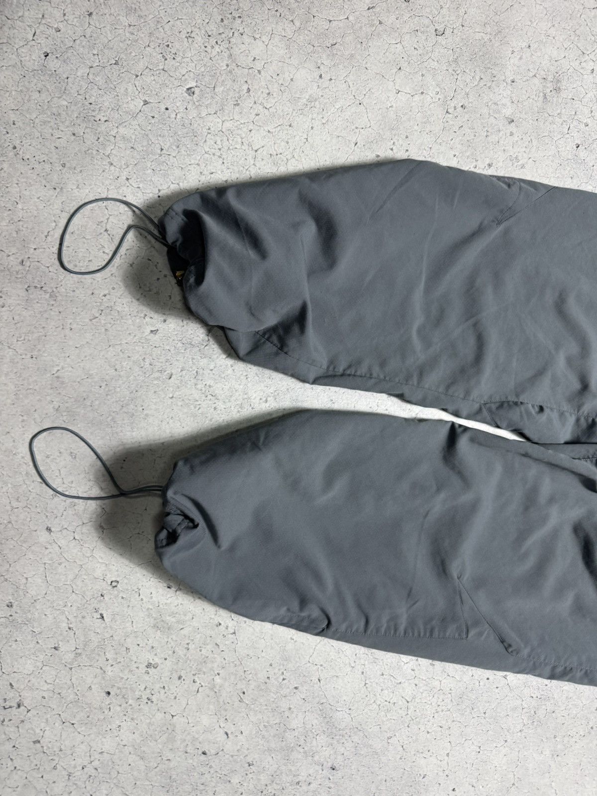 Nike Nike Total 90 Vintage Nylon Track Pants Drill Swoosh Y2K Size US 34 / EU 50 - 2 Thumbnail