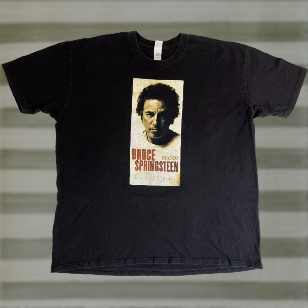 Vintage VINTAGE Men's Gaziani Bruce Springsteen 'Magic' 2007 Album Promo T-Shirt Sz 2XL Black Cotton Short Sleeve Crew Neck Music Double-Sided Size US XXL / EU 58 / 5 - 1 Thumbnail
